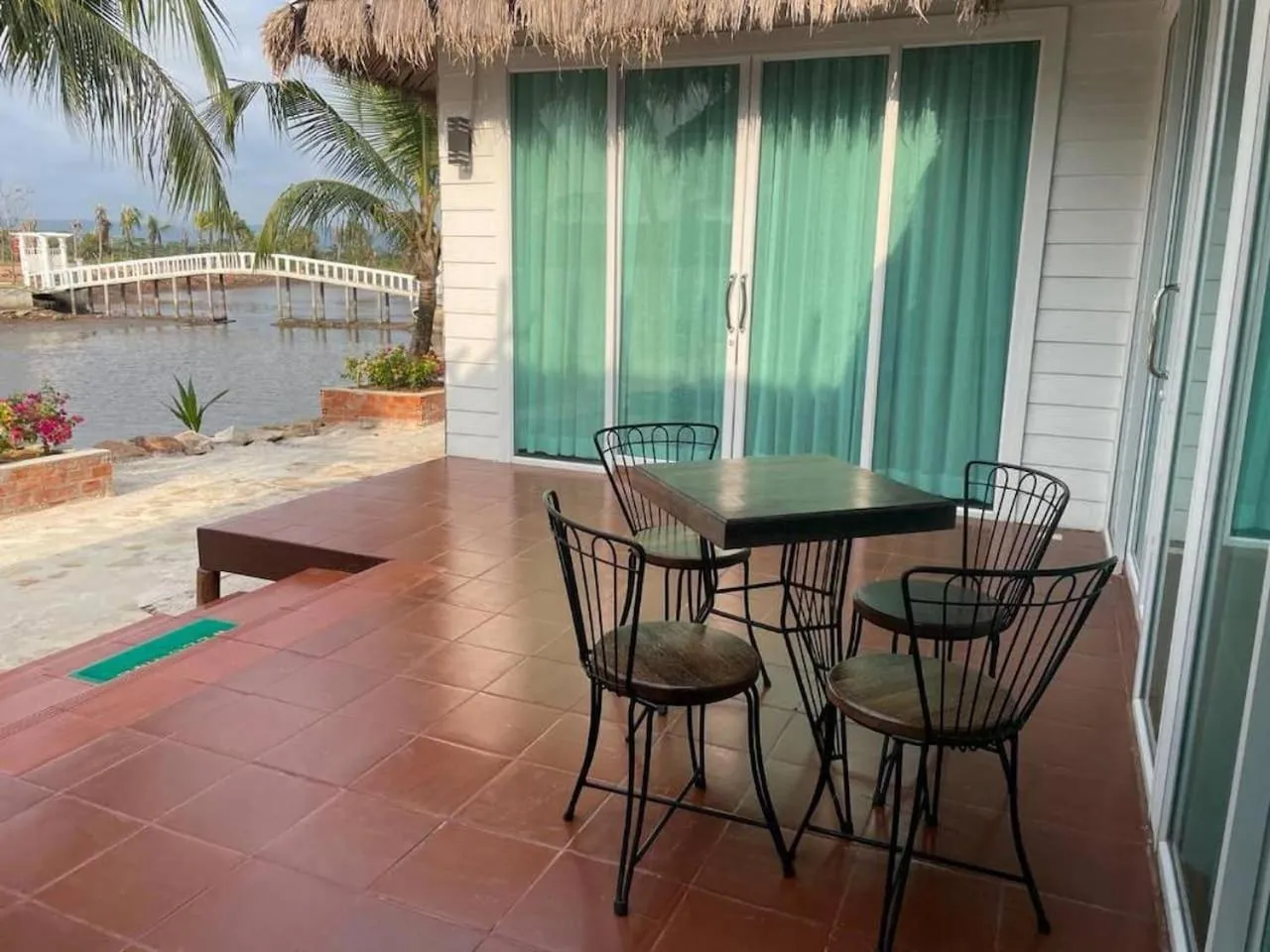 Day in Nov Koh Kong Resort