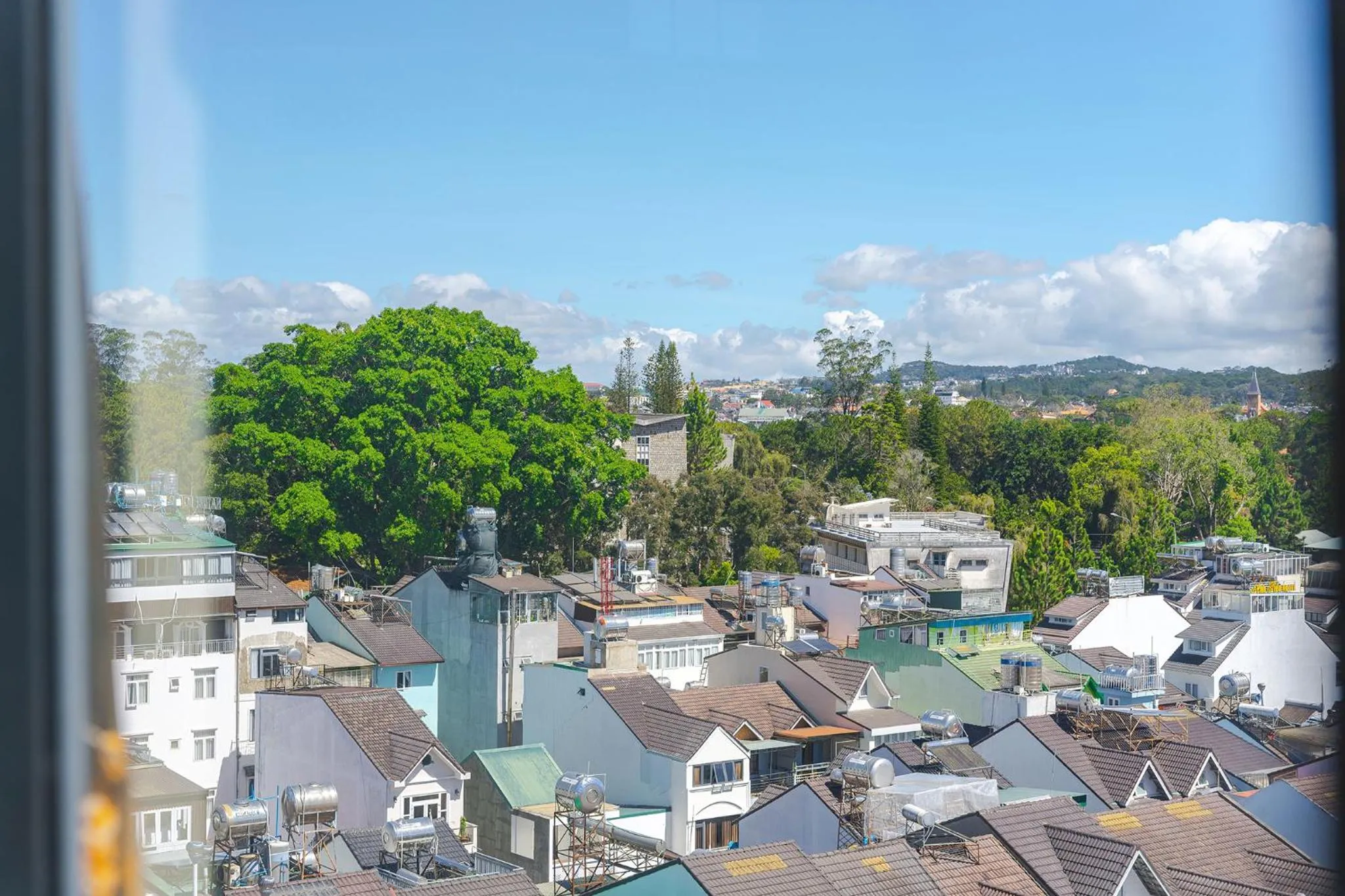 King Room with Balcony in RAON Central Hotel