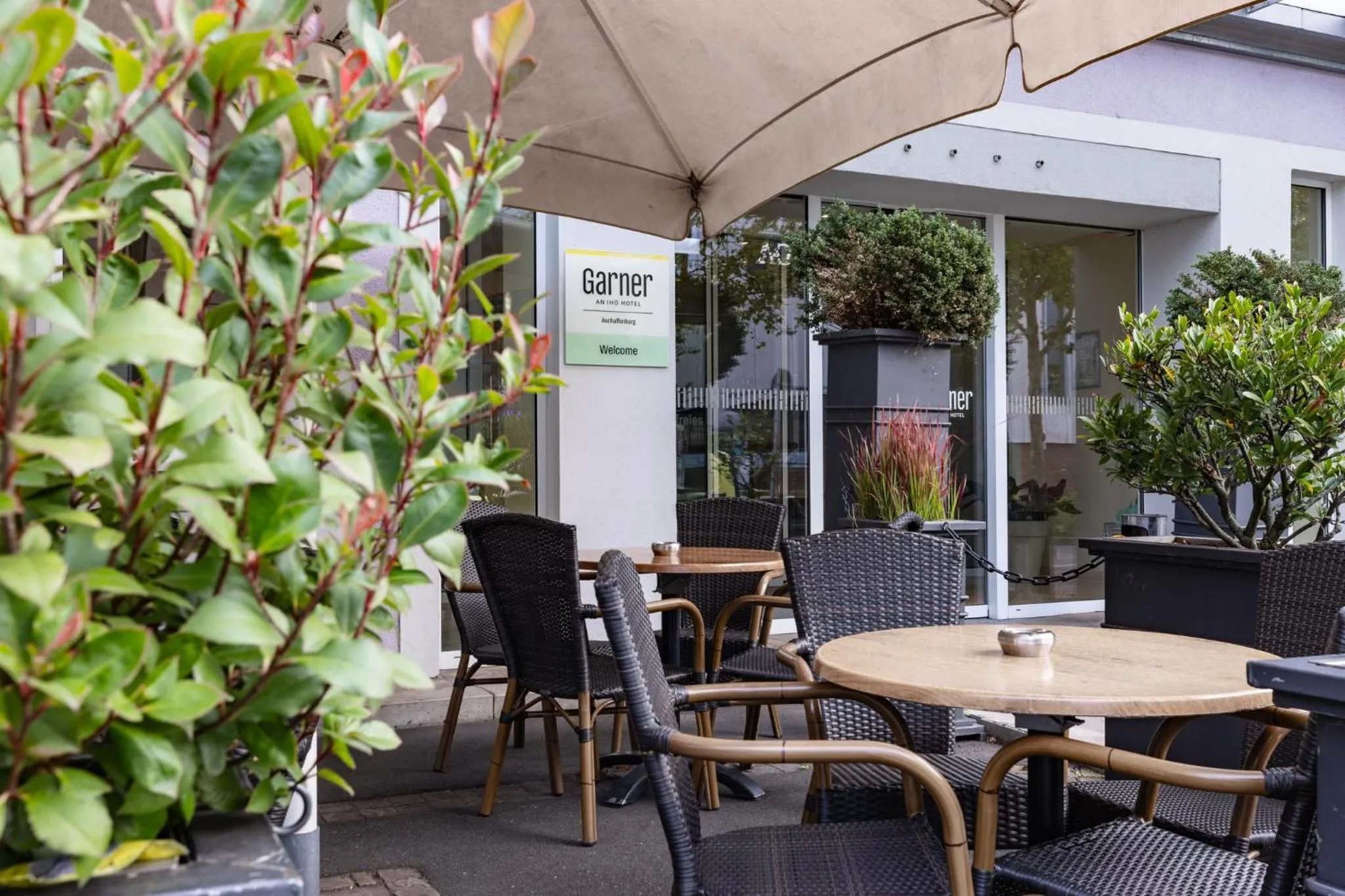 Restaurant/places to eat in Garner Hotel Post Aschaffenburg by IHG