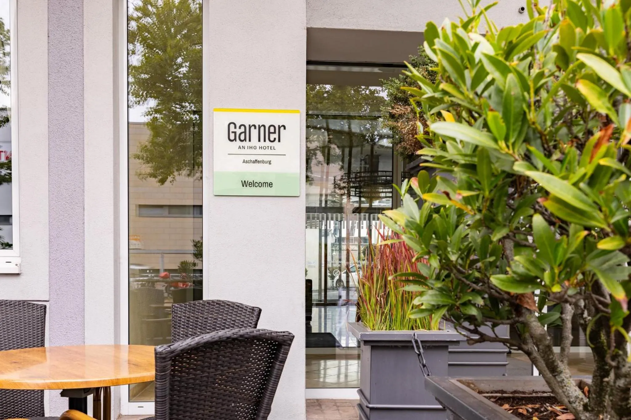 Restaurant/places to eat in Garner Hotel Post Aschaffenburg by IHG