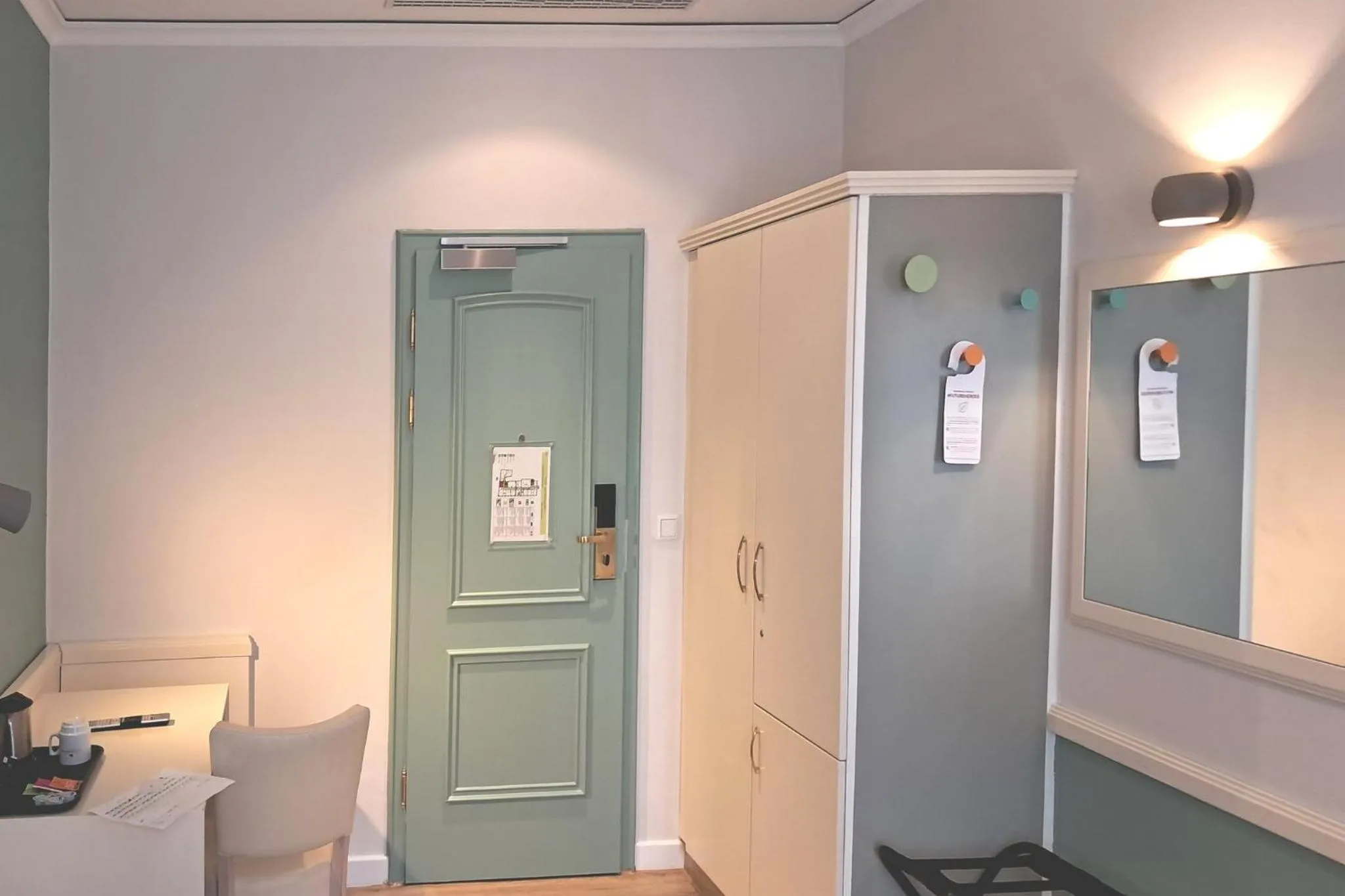 Photo of the whole room in Garner Hotel Post Aschaffenburg by IHG