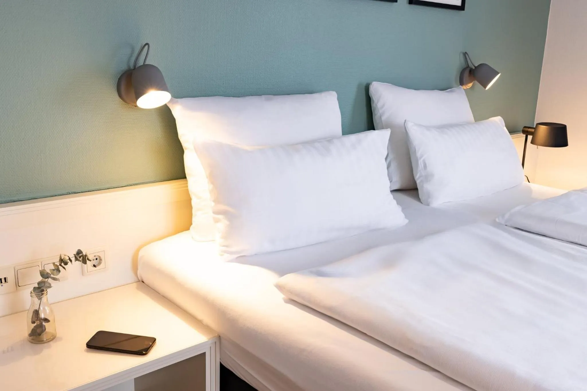 Photo of the whole room, Bed in Garner Hotel Post Aschaffenburg by IHG