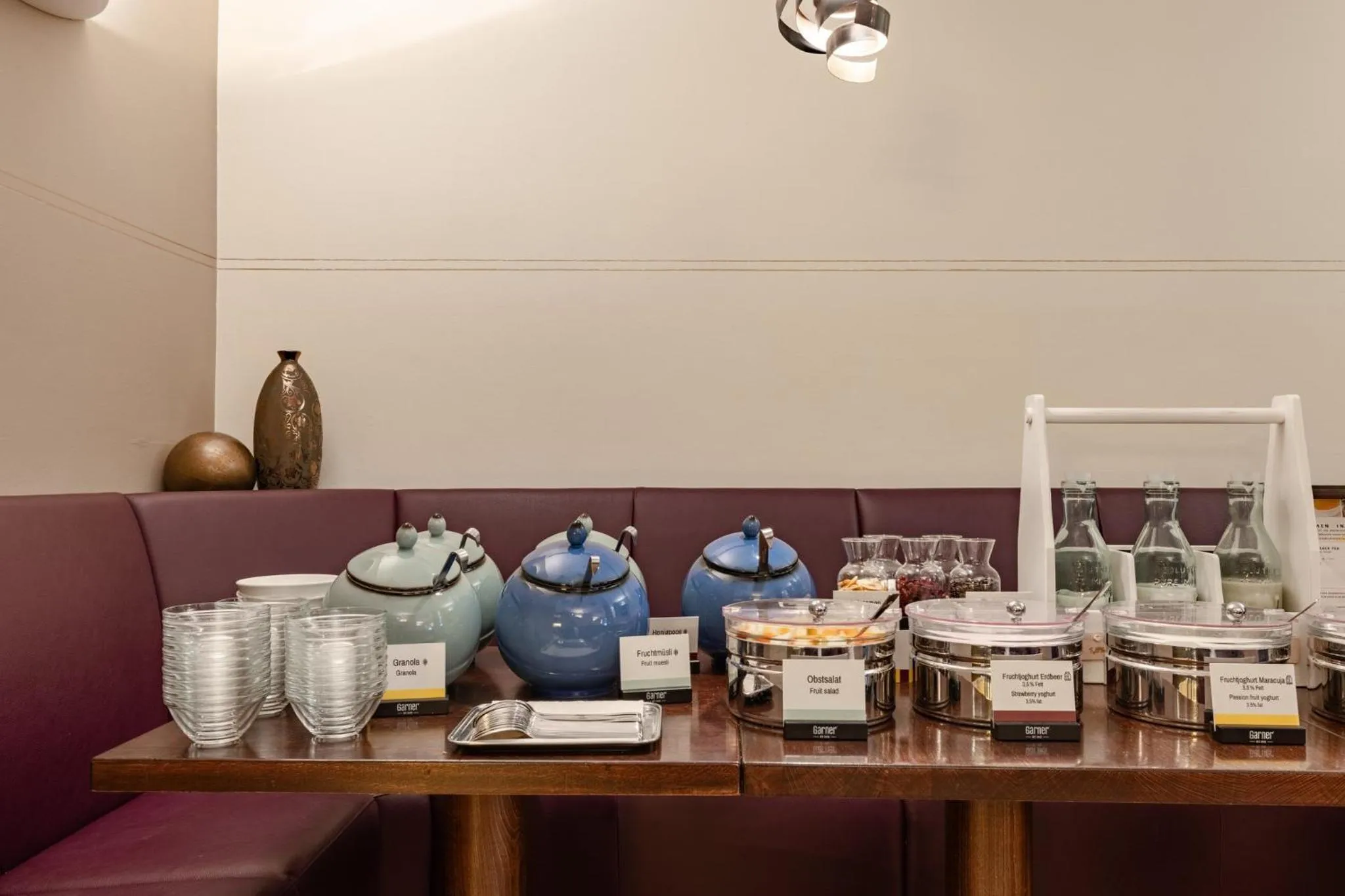 Breakfast in Garner Hotel Post Aschaffenburg by IHG