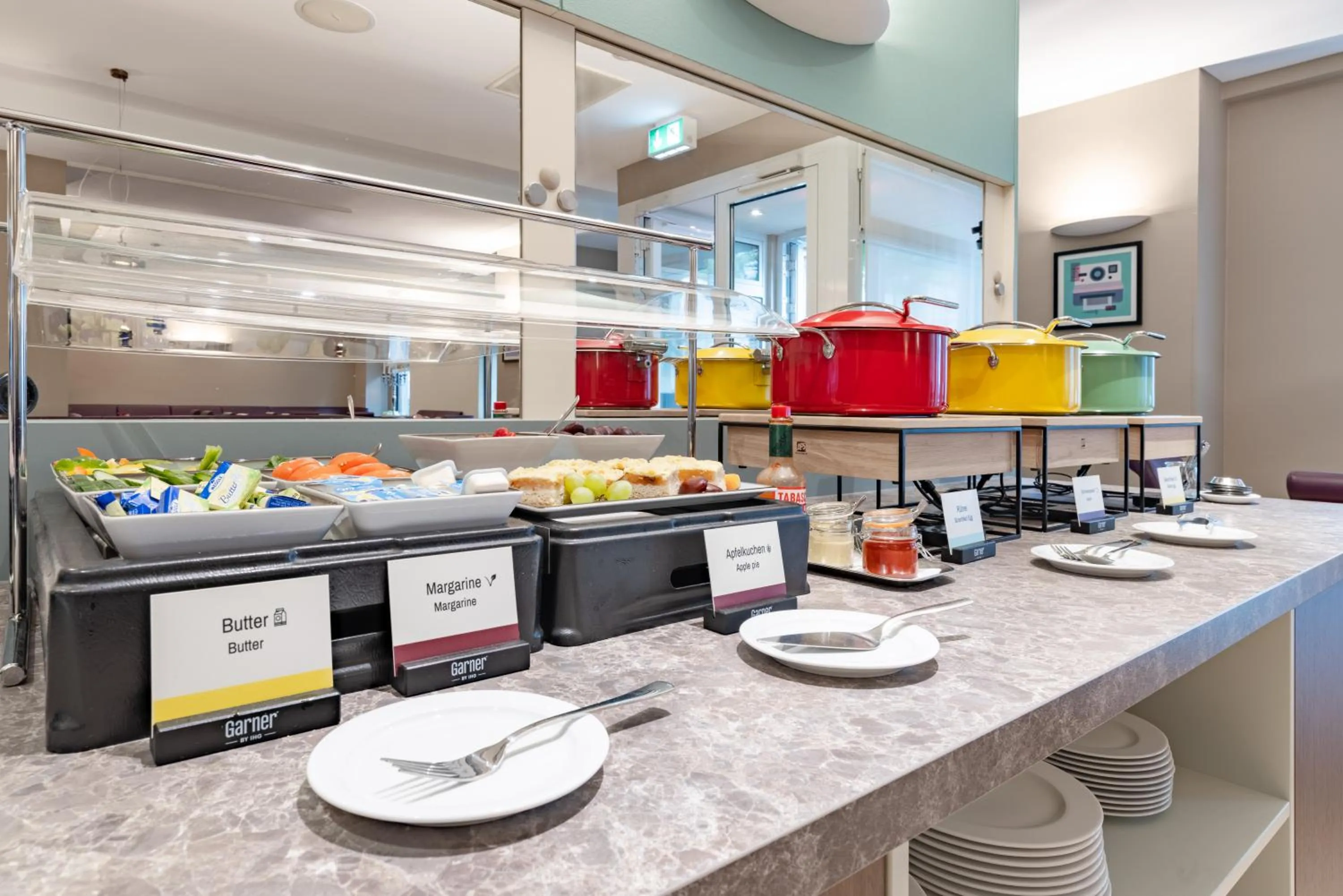 Buffet breakfast in Garner Hotel Post Aschaffenburg by IHG