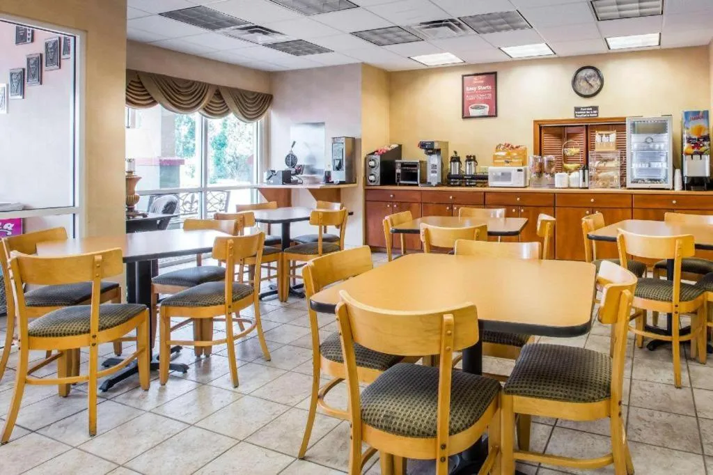 Econo Lodge Valdosta Mall Area