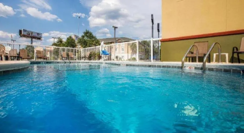 Econo Lodge Valdosta Mall Area