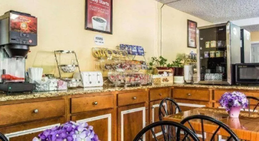 Econo Lodge Decatur - Atlanta East