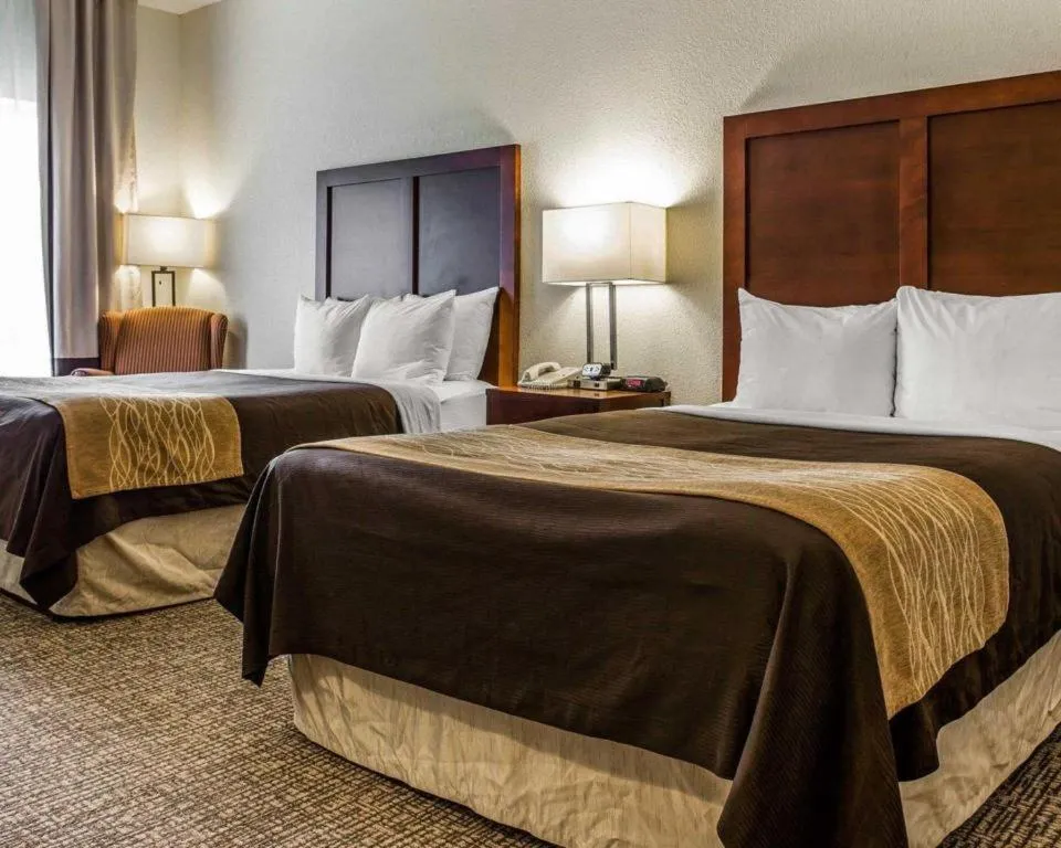 Bed in Comfort Inn & Suites