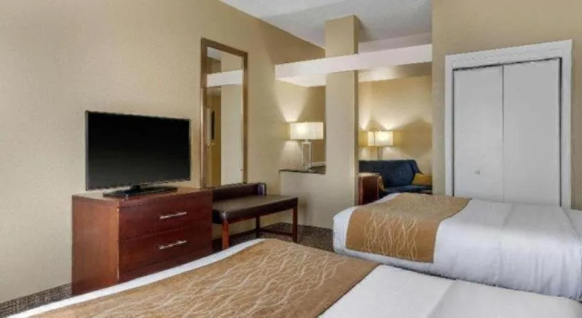Bed in Comfort Inn & Suites