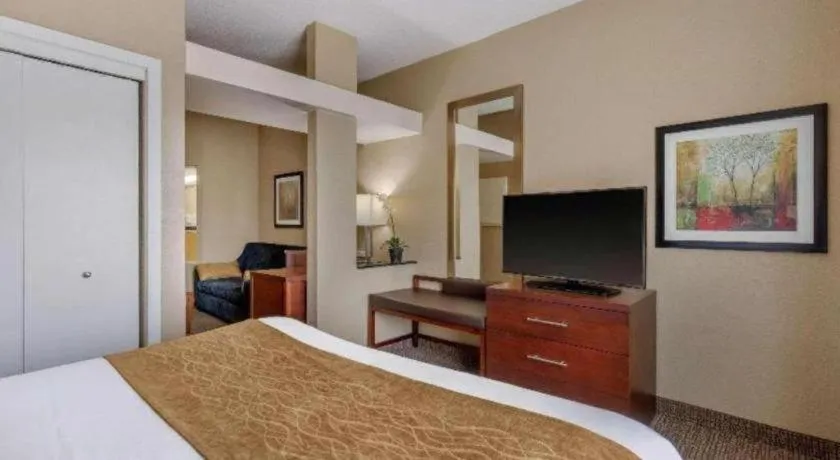Bed in Comfort Inn & Suites