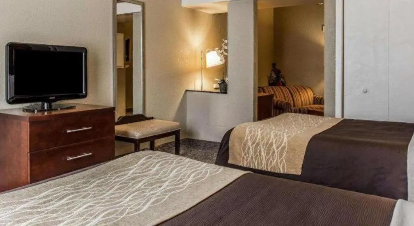 Bed in Comfort Inn & Suites