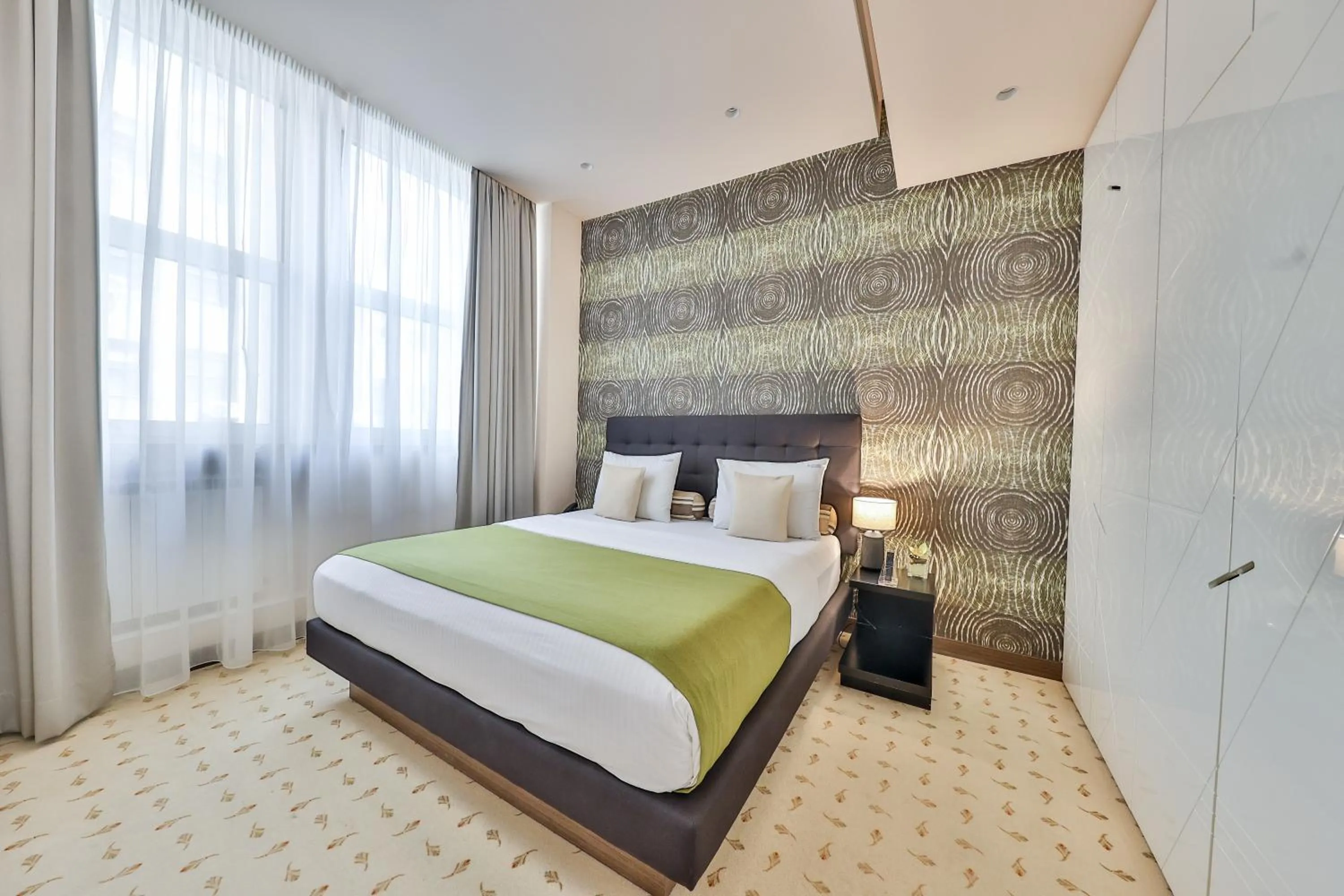 Bed in Atera Business Suites