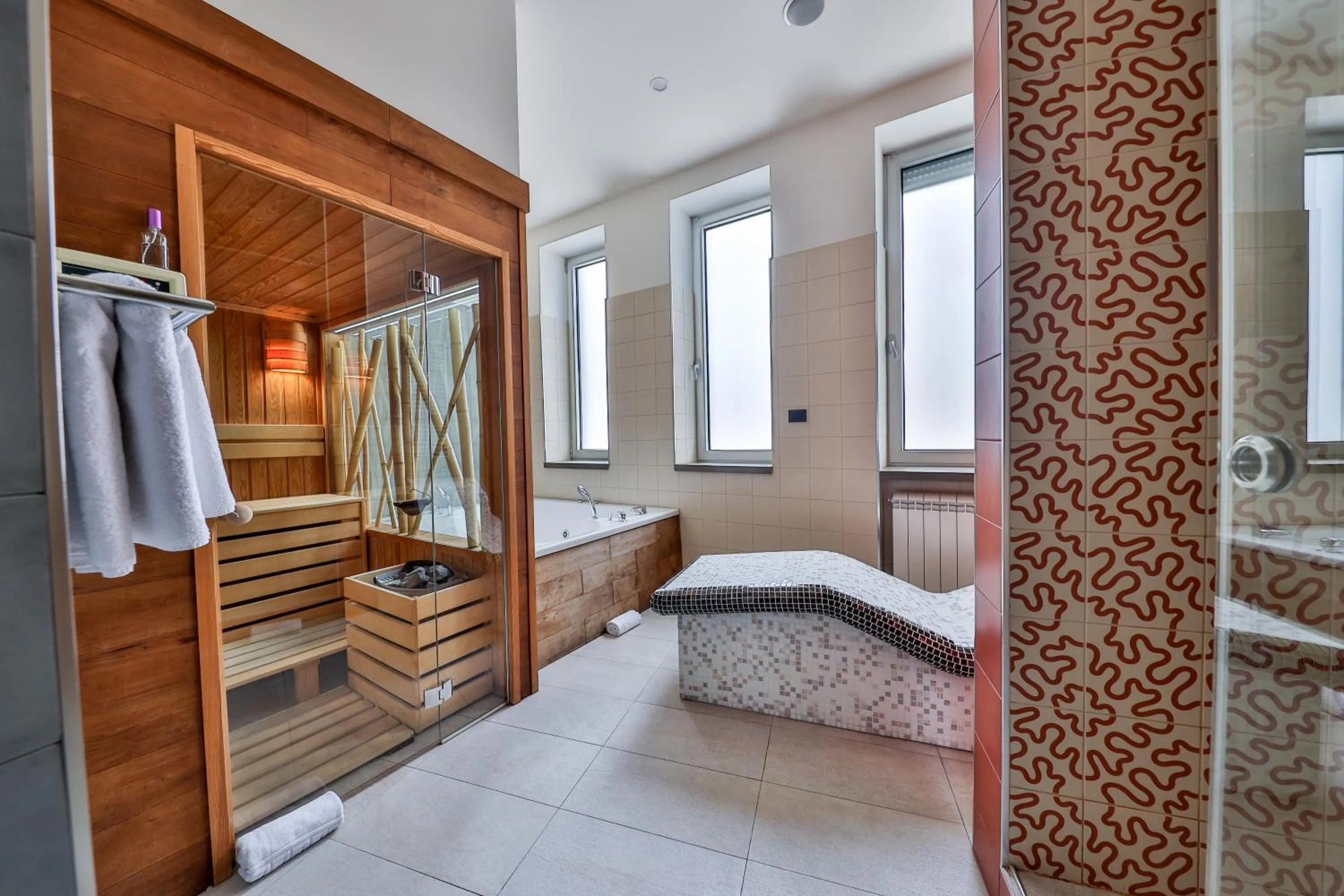 Bed in Atera Business Suites