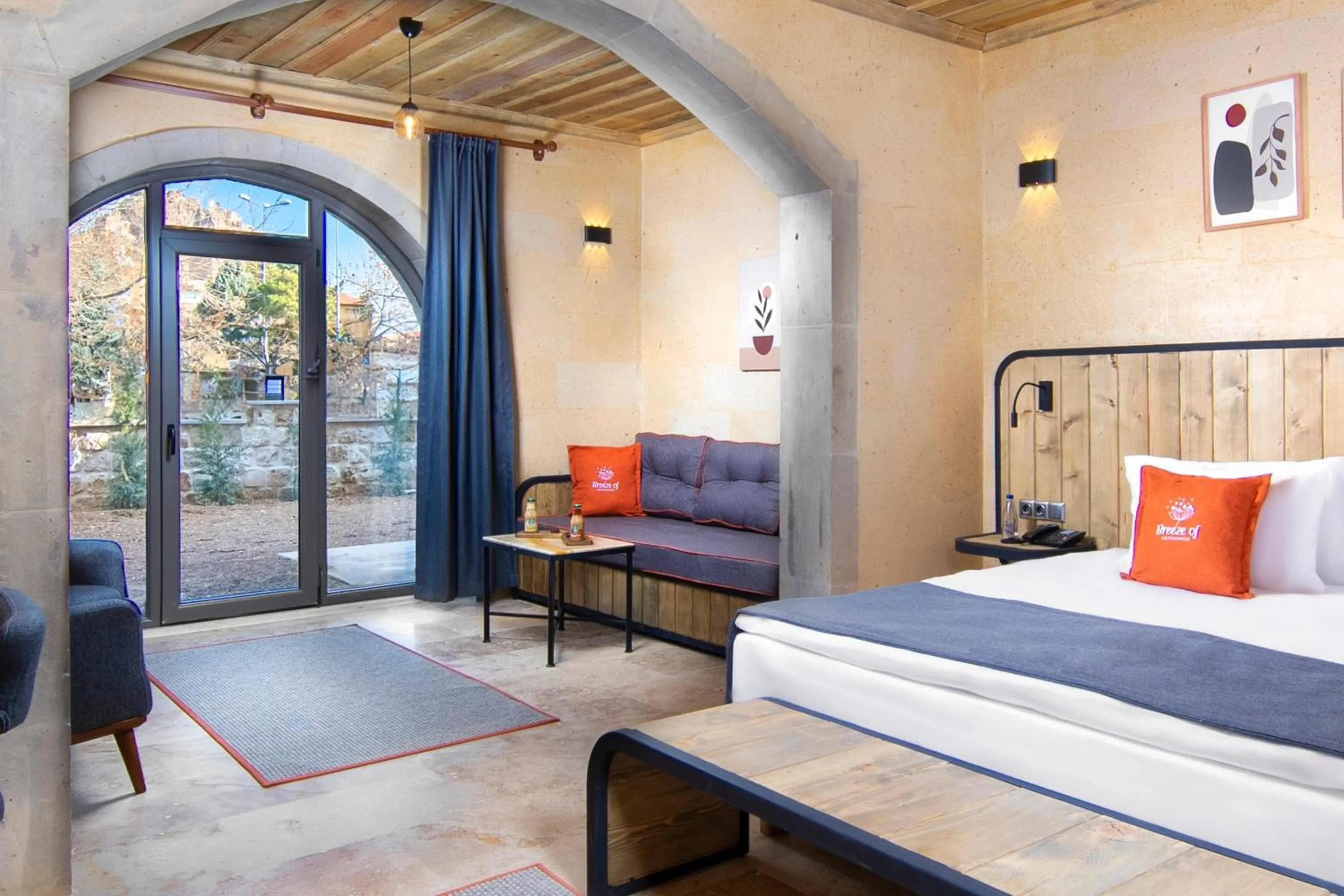 Seating area, Bed in Breeze Of Cappadocia