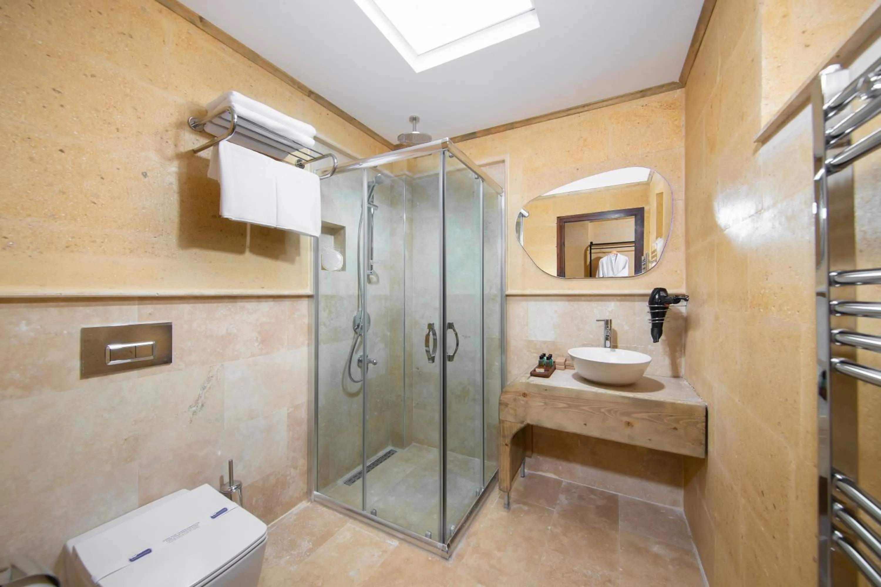 Shower in Breeze Of Cappadocia