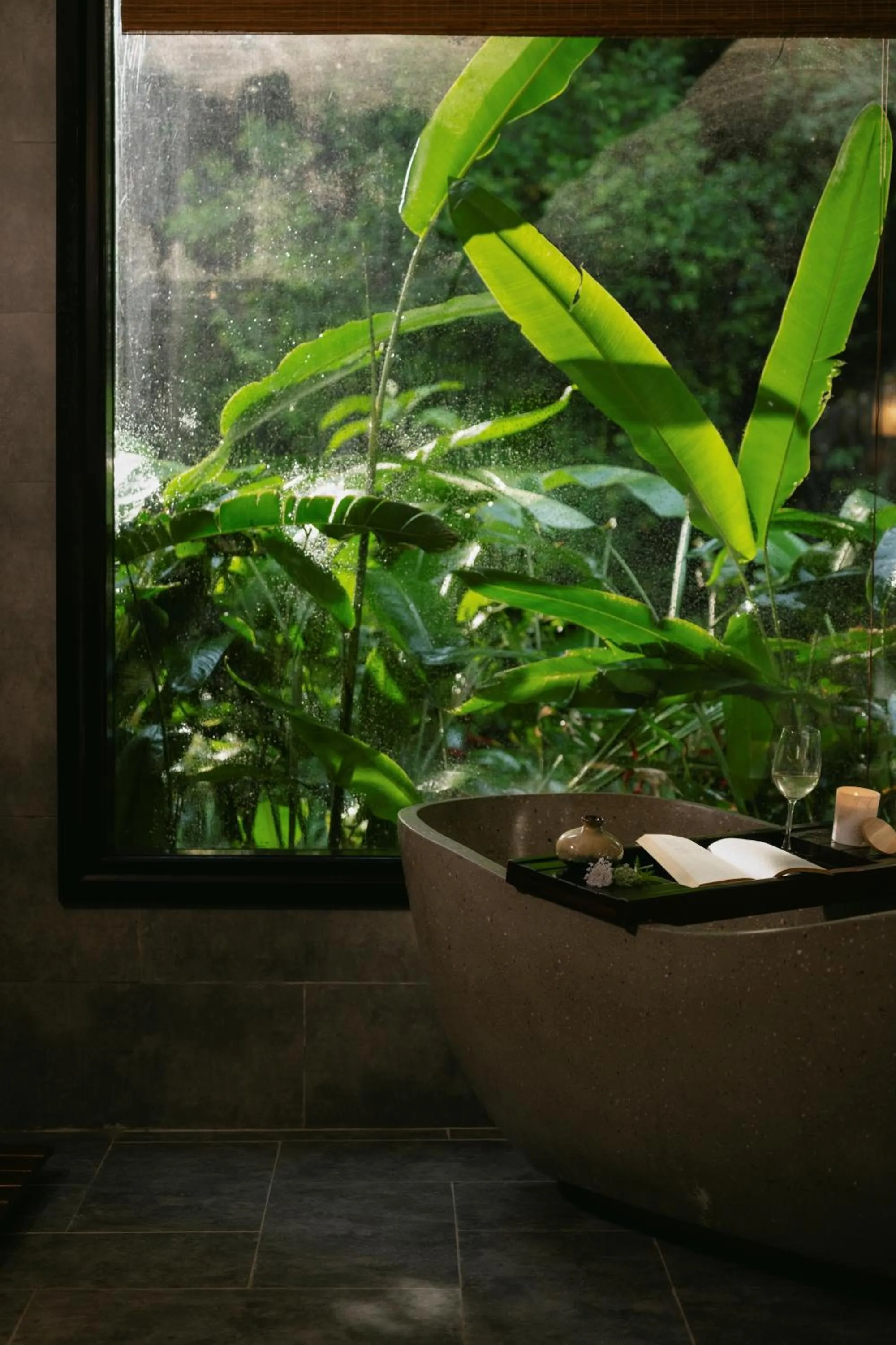 Day in Jiva Hoa Lu Retreat