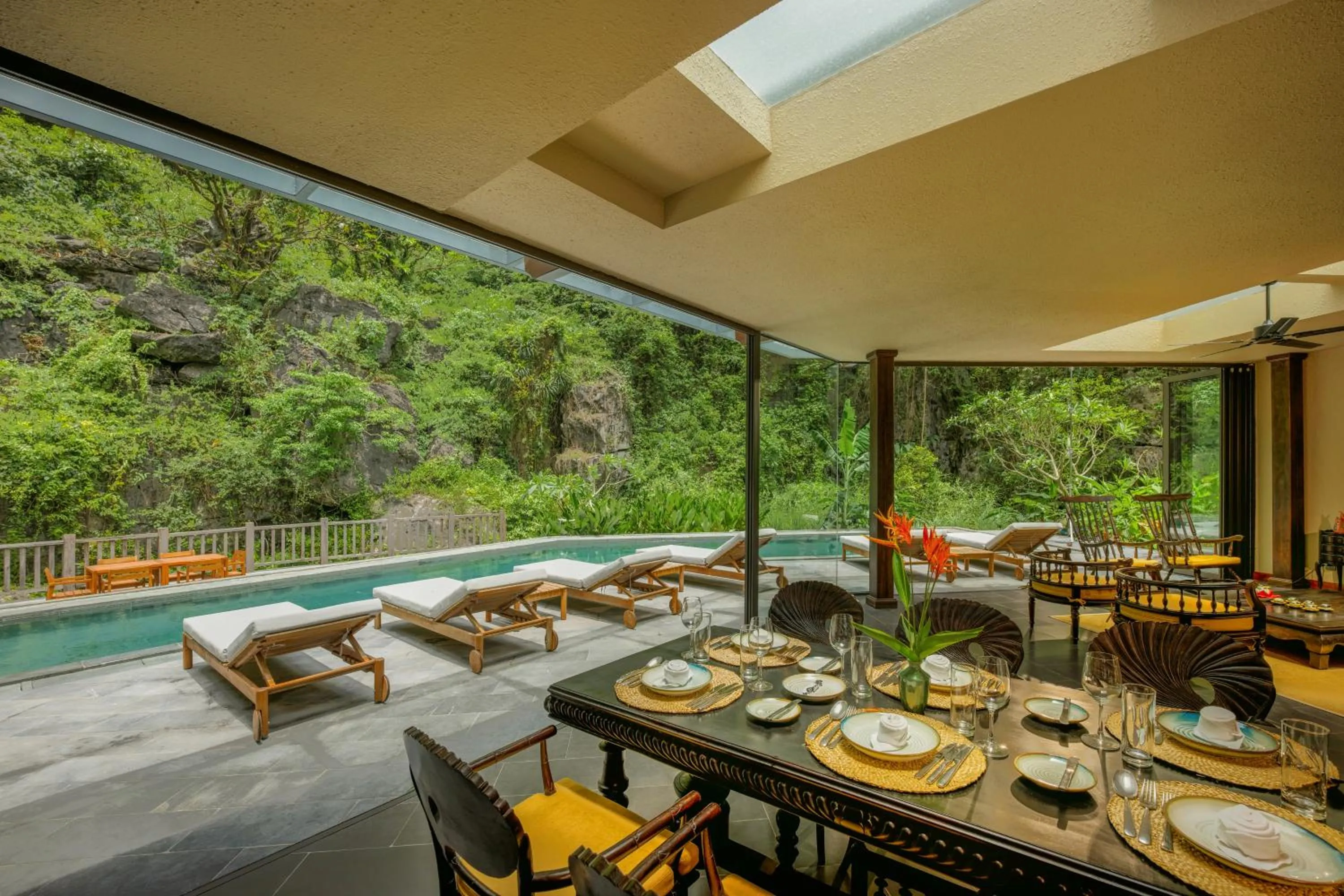 Dining area in Jiva Hoa Lu Retreat
