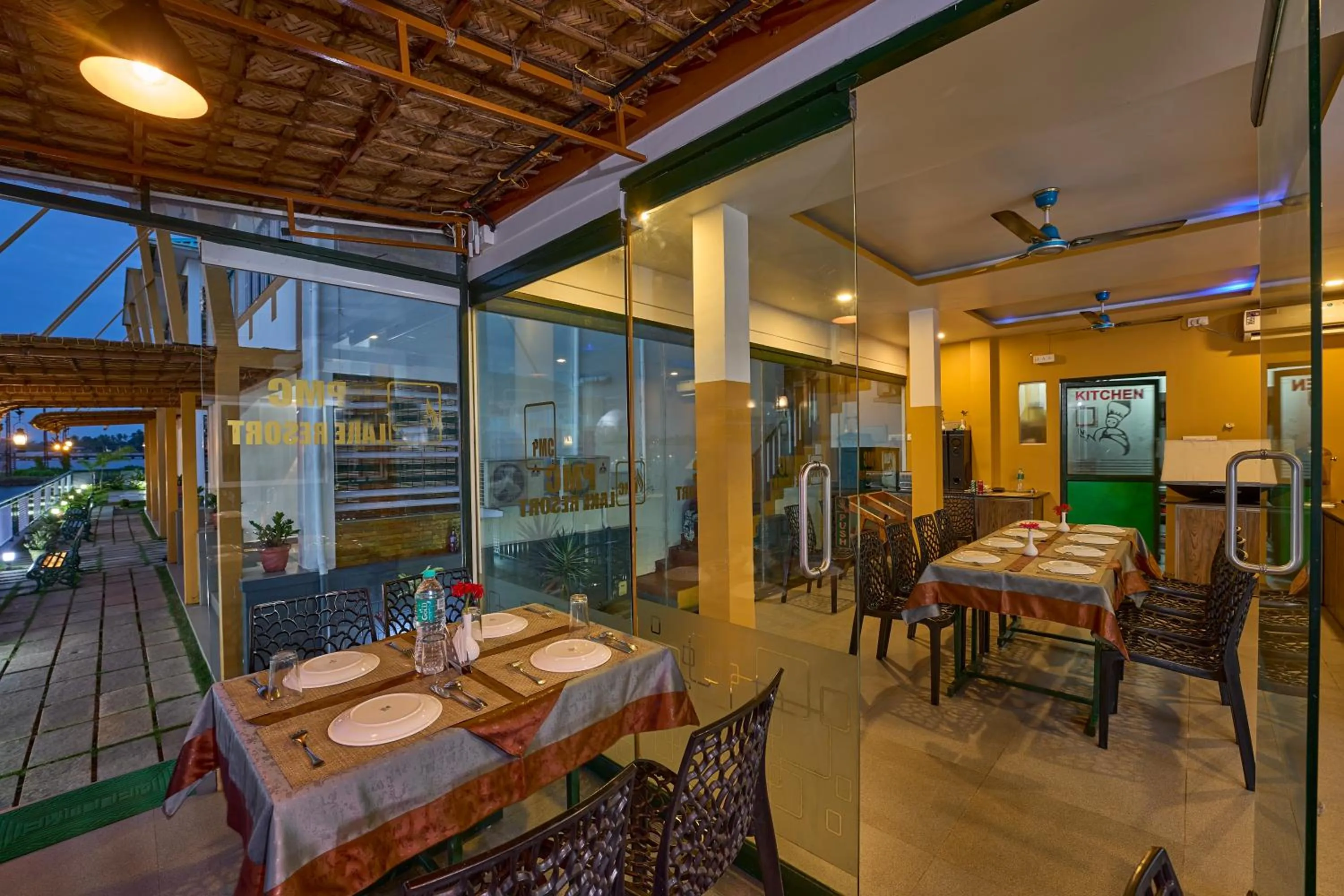 Restaurant/places to eat in MIRAS PMC Lakeshore Resort