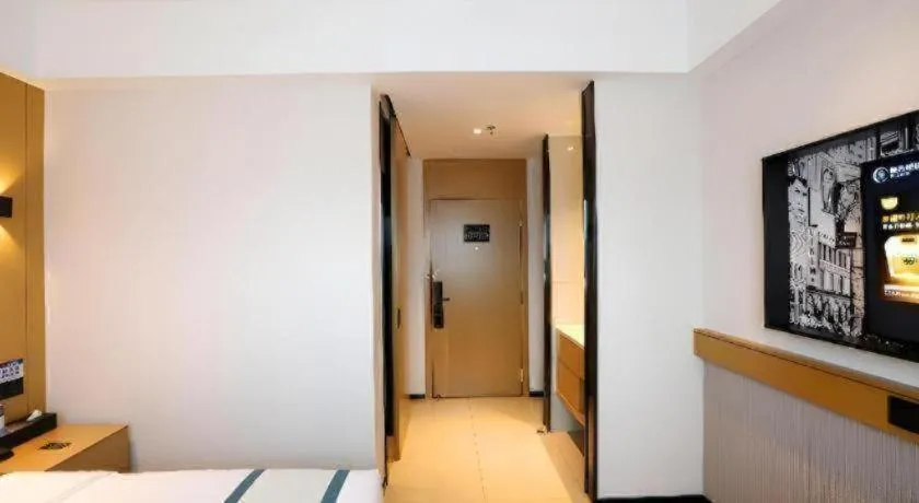 Bed in City Comfort Inn Enshi Nver Town