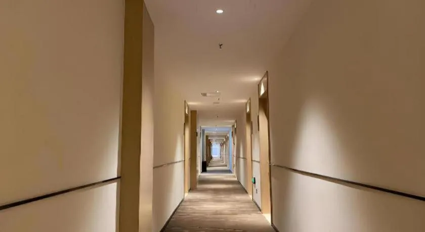 City Comfort Inn Wuhan Yangluo Wanda Plaza