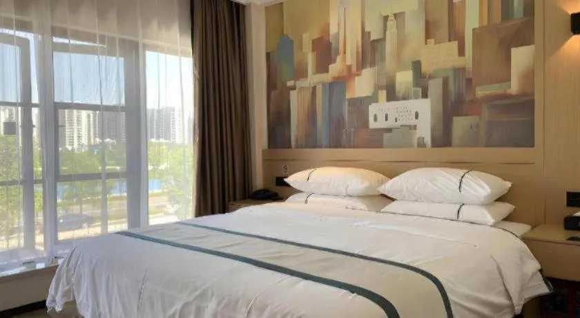 Bed in City Comfort Inn Wuhan Yangluo Wanda Plaza