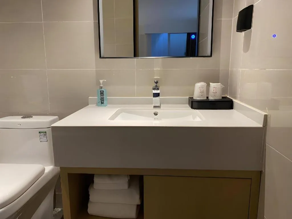 City Comfort Inn Wuhan Yangluo Wanda Plaza