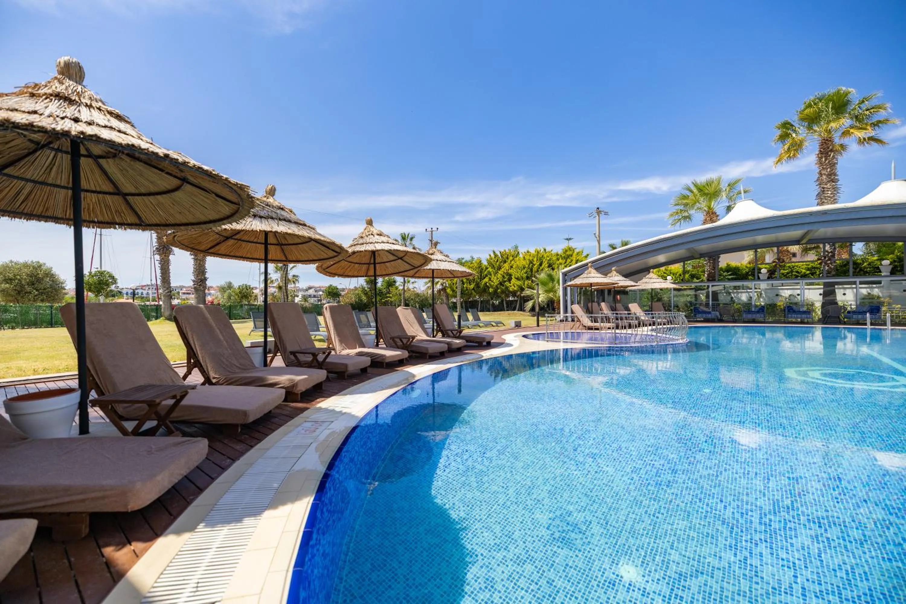 Day in Sisus Marina Hotel