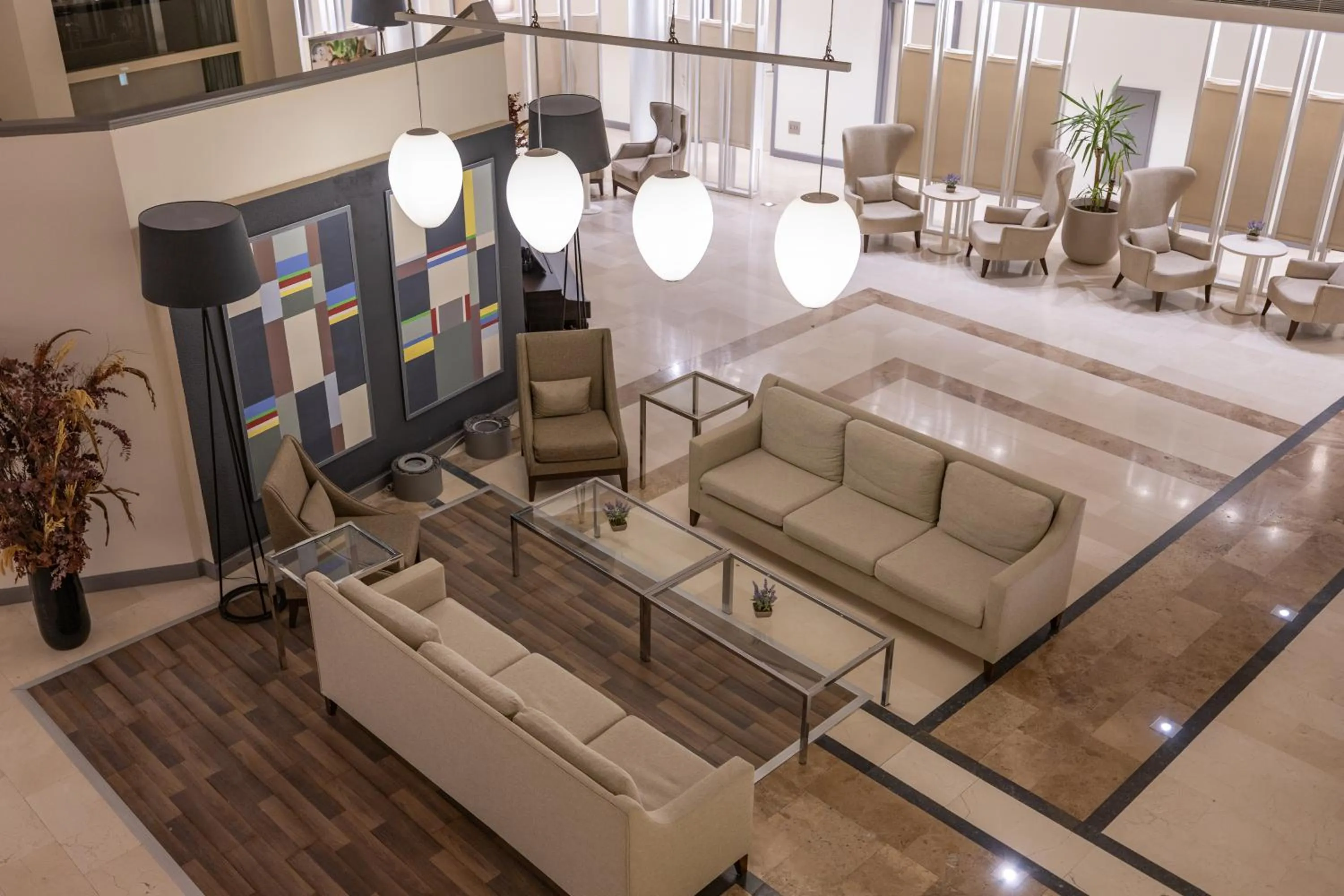 Living room in Sisus Marina Hotel