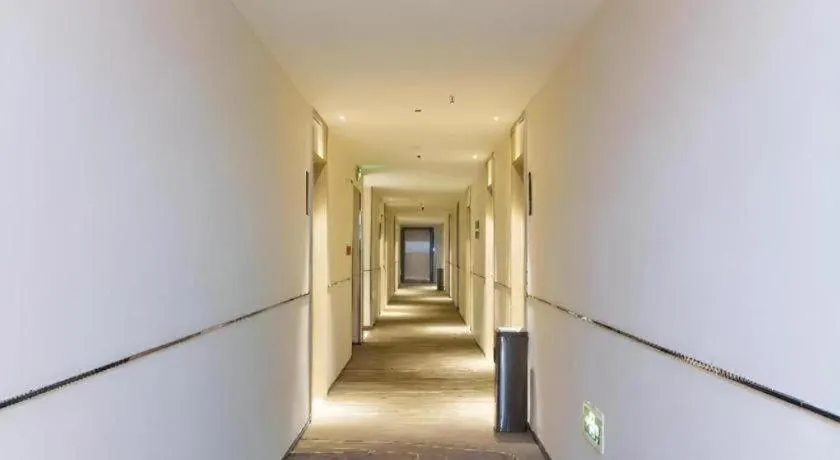 City Comfort Inn Jiujiang Gongqing Science and Technology College High-speed Railway Station