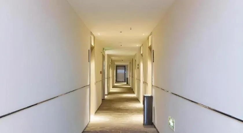 City Comfort Inn Jiujiang Gongqing Science and Technology College High-speed Railway Station