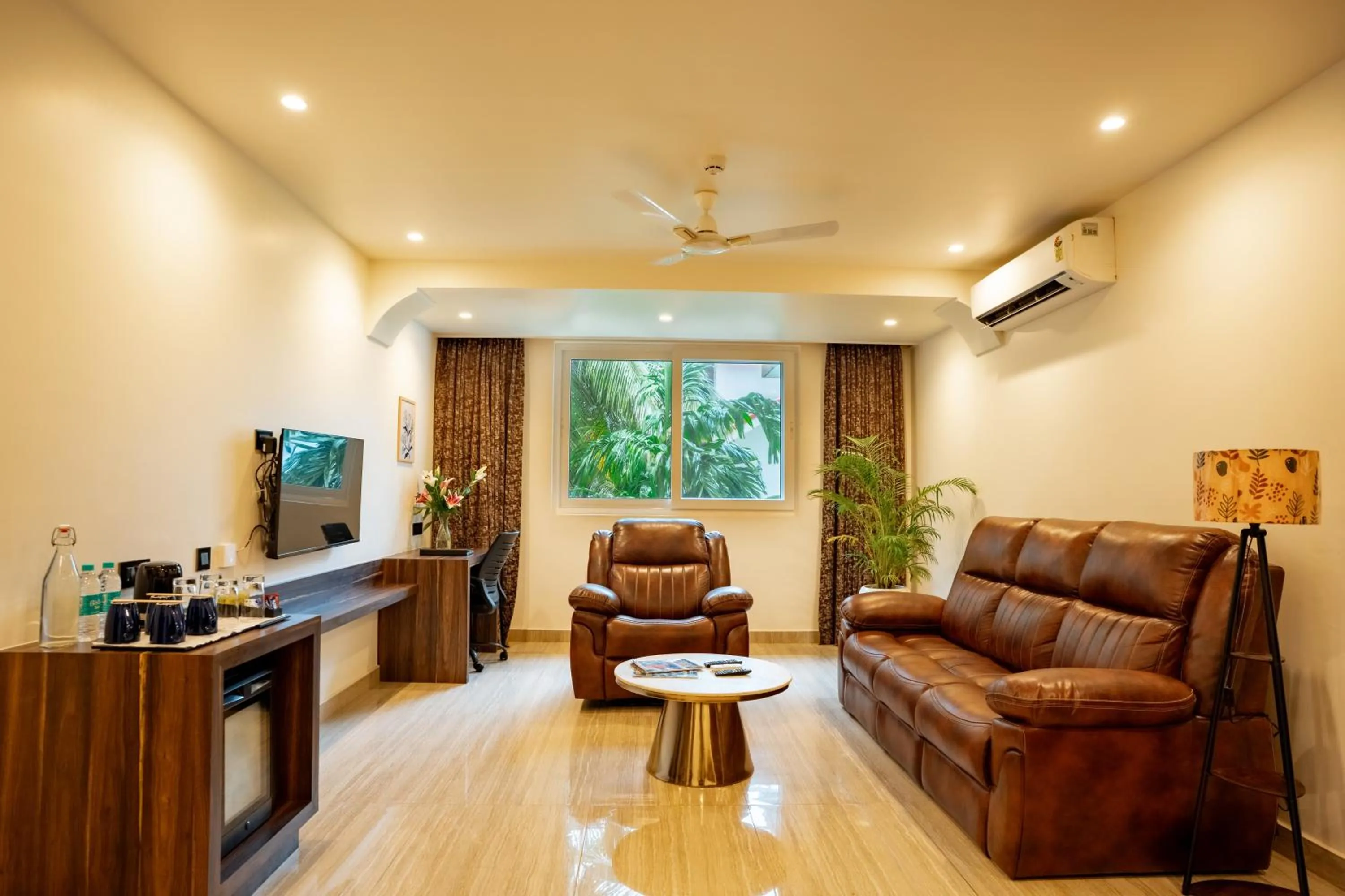 Living room in The Tanisi Resorts & Pool Villas, Candolim