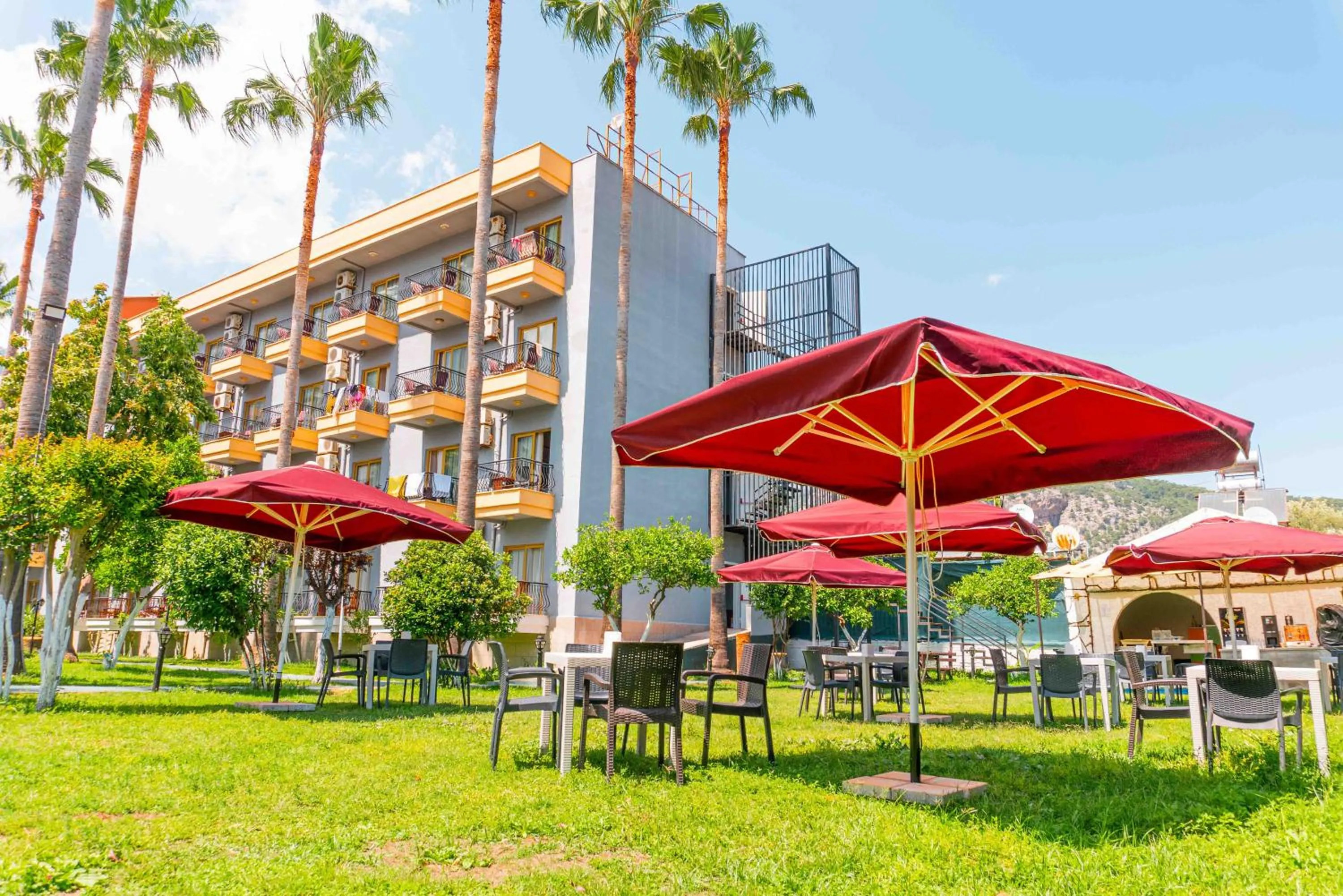 Garden in BELPOİNT BEACH HOTEL