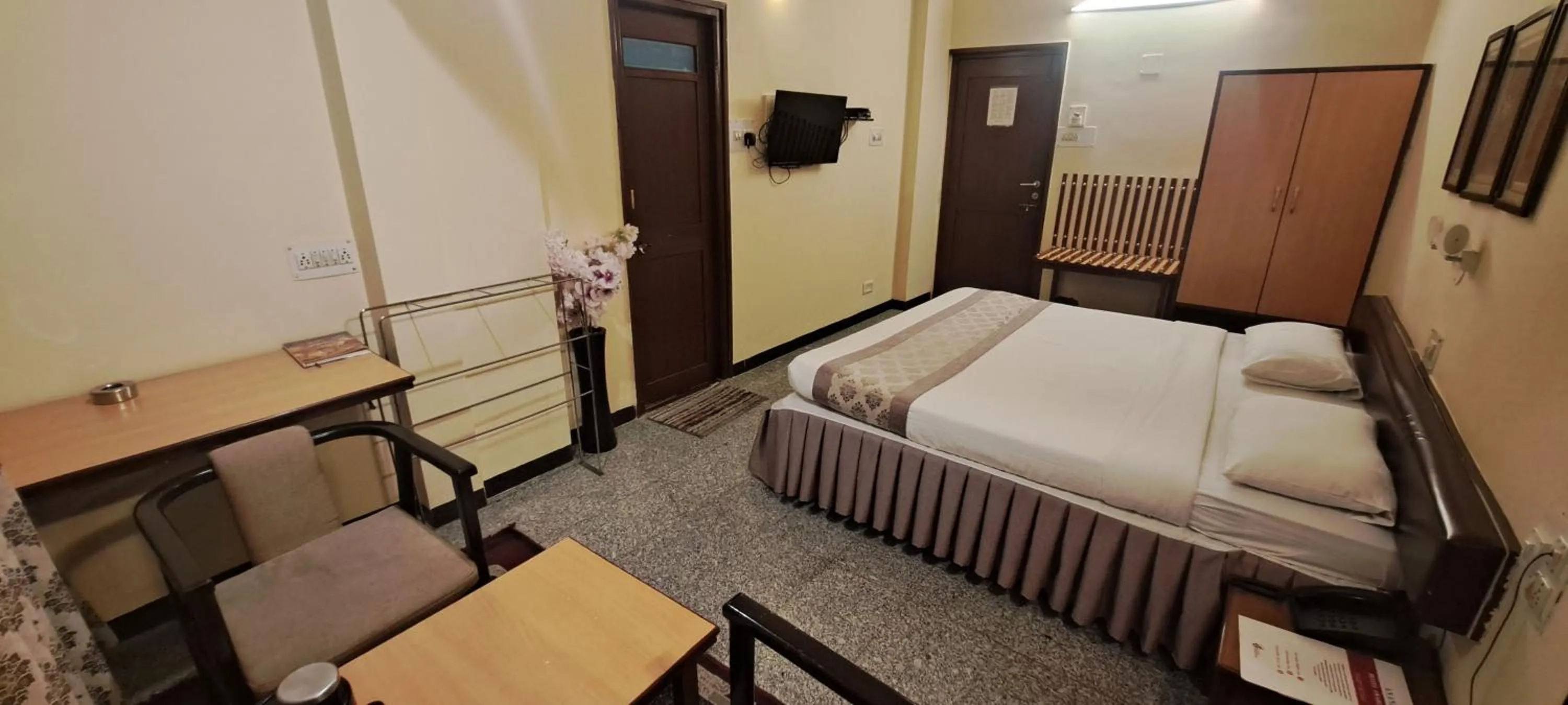 Bed in Hotel Swaroop