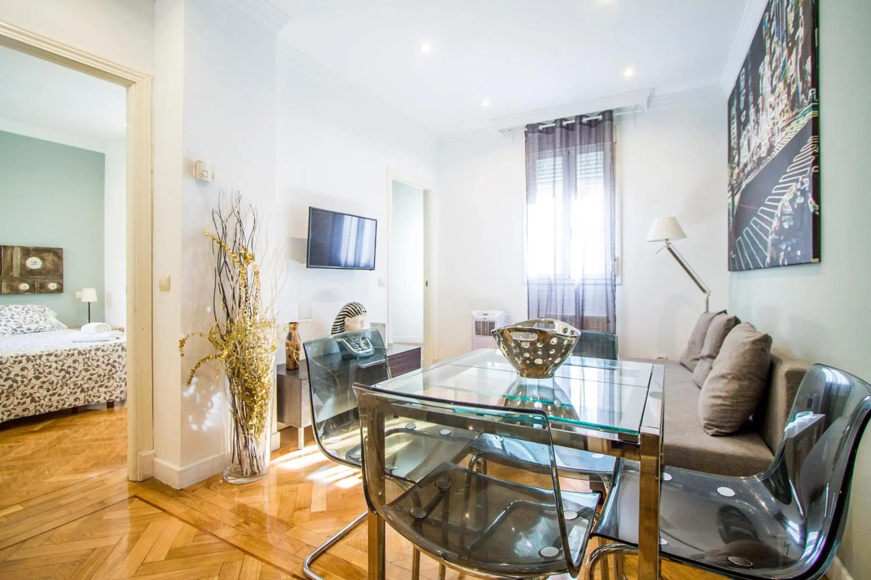 Apartamentos Dali Madrid Apartamentos Dali Madrid