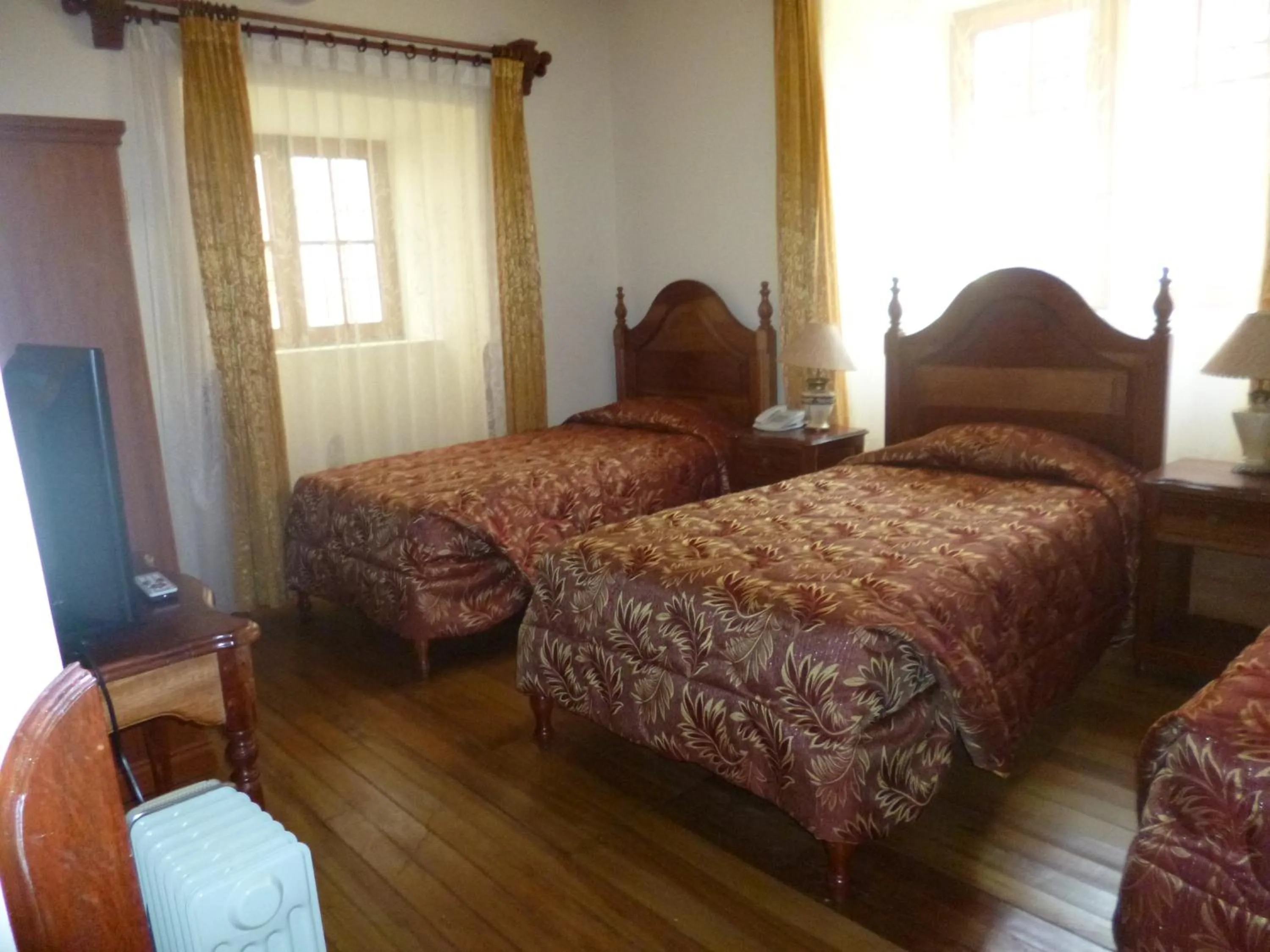 Photo of the whole room, Bed in Hotel Midori