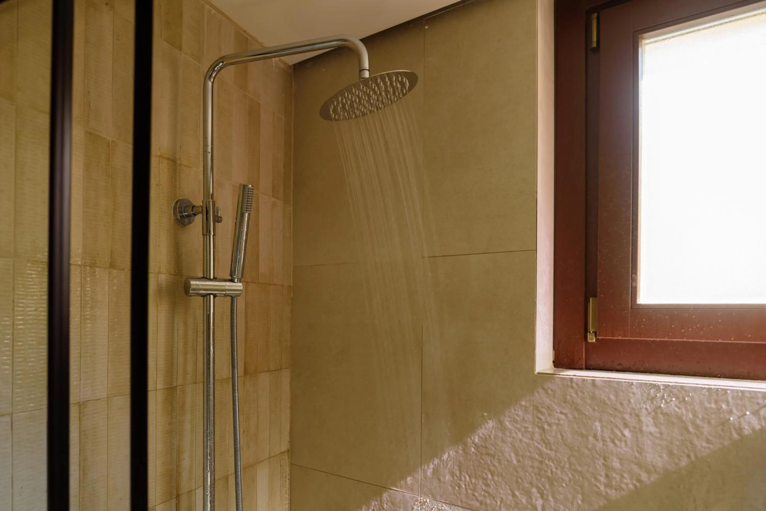 Bathroom in Arthur Suites in Old Town