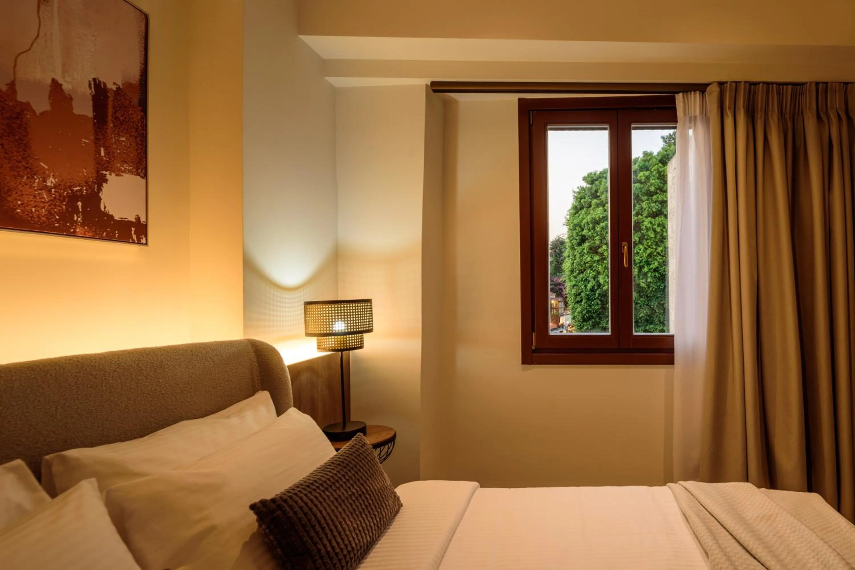 View (from property/room), Bed in Arthur Suites in Old Town