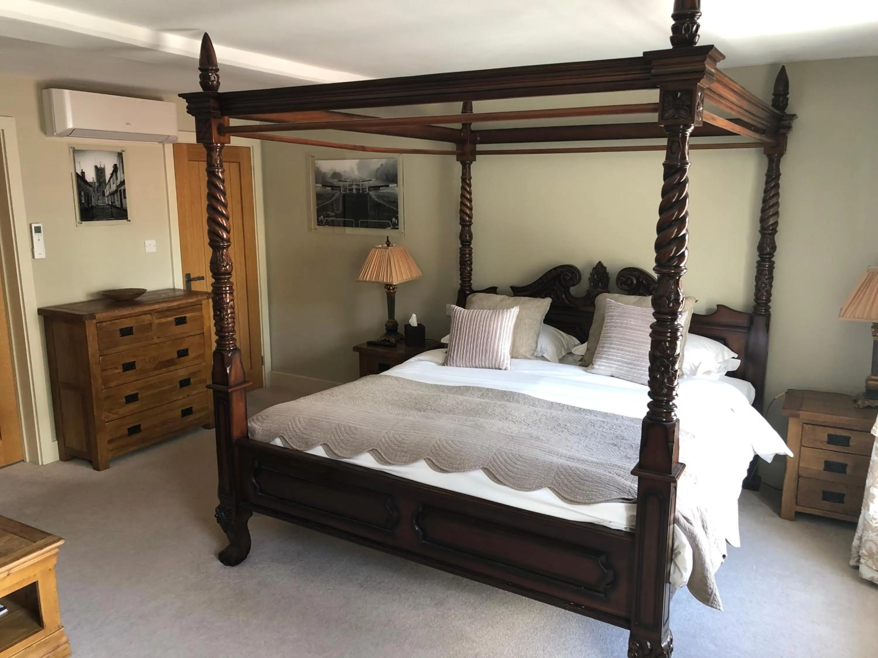 Bed in The Peppermill Town house Hotel & Restaurant