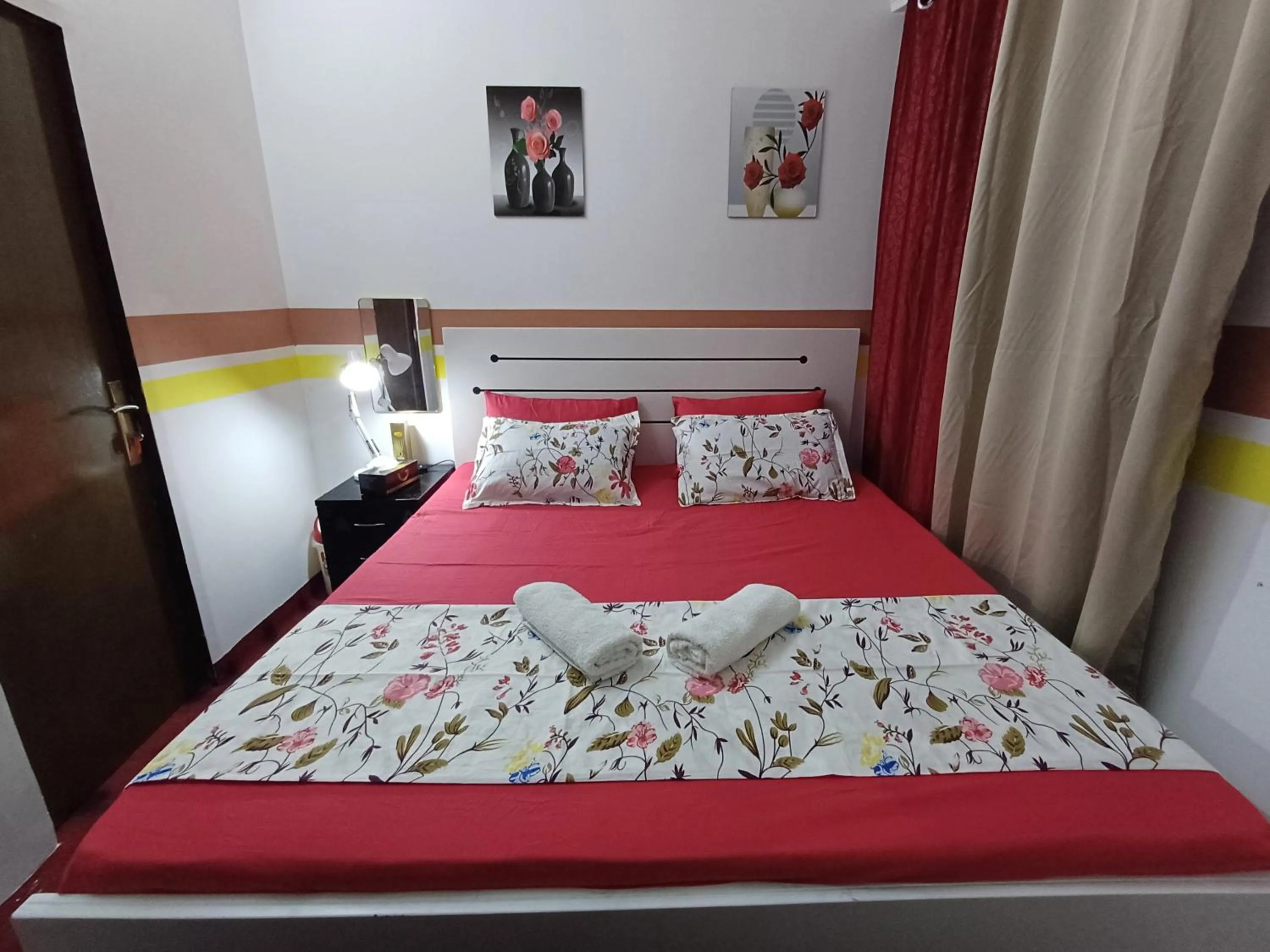 Bed in Sahara Hostel and Private rooms