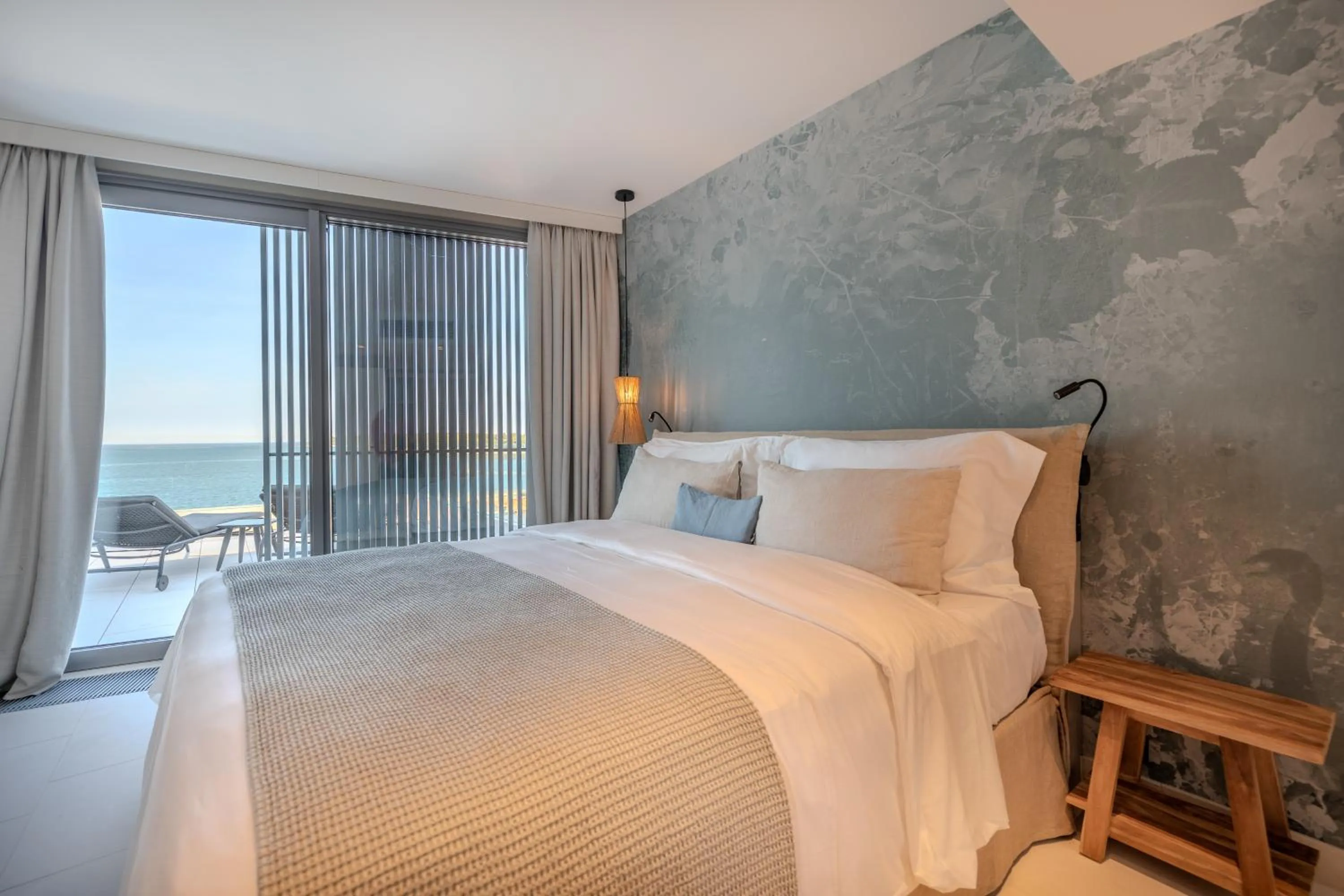 Bed in Blu Mare Hotel