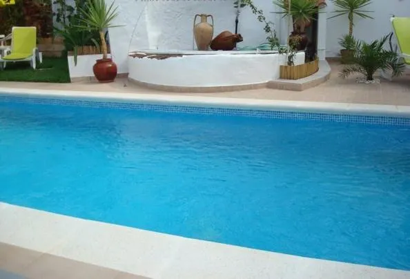 Swimming pool in Casa Claudia - Pool and Wifi