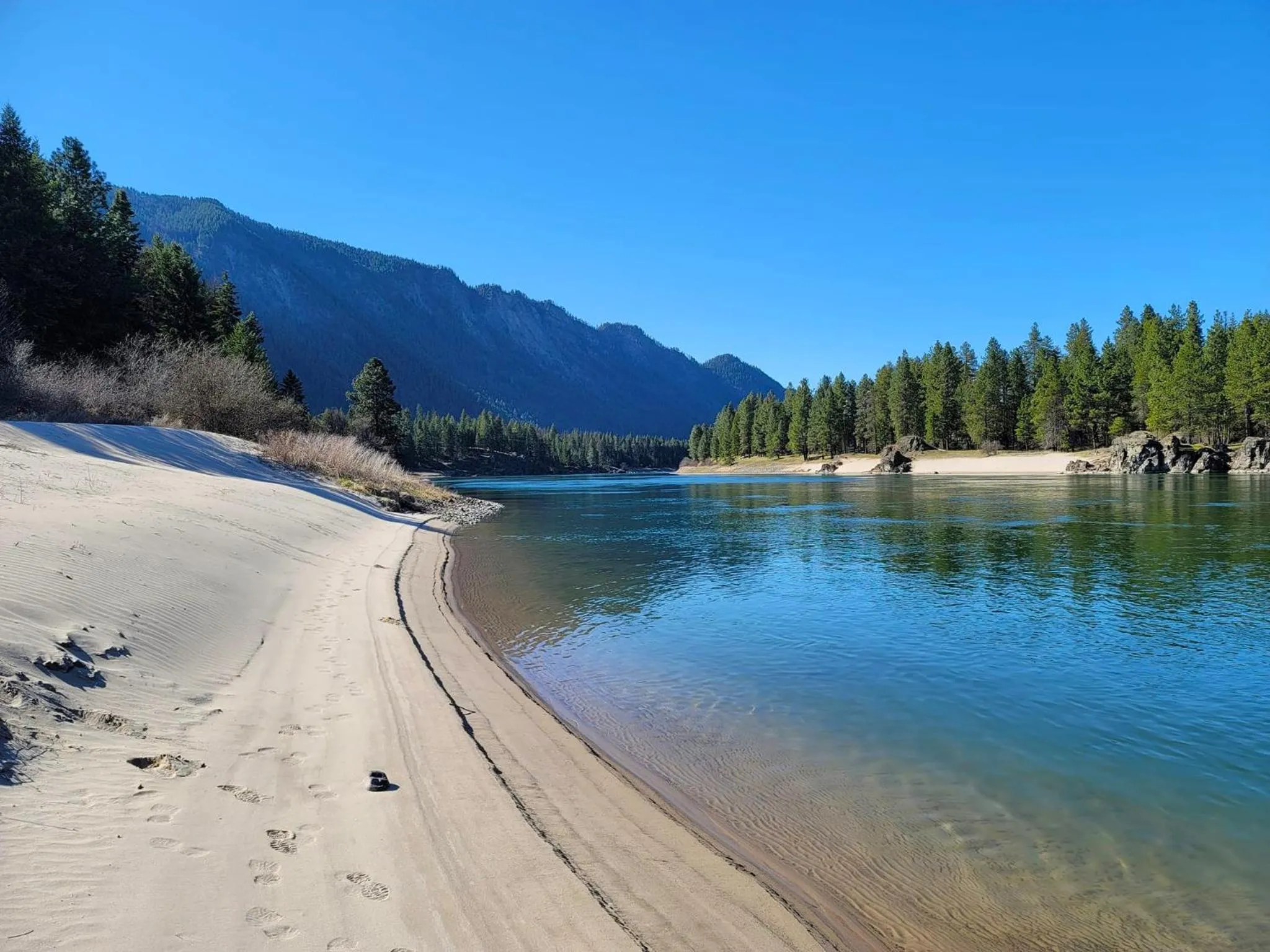 Natural landscape in Riverfront Motel & Cabins