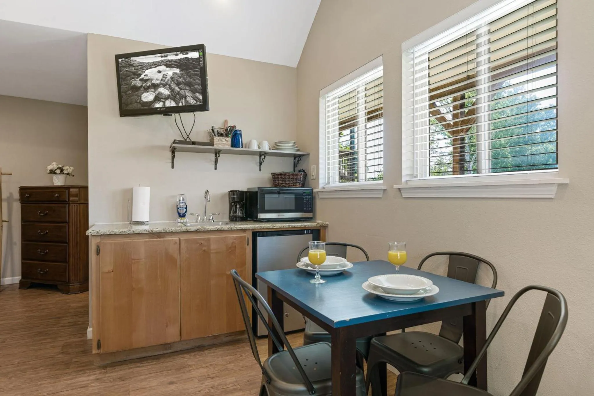 Kitchen or kitchenette in Blanco Riverside Cottages