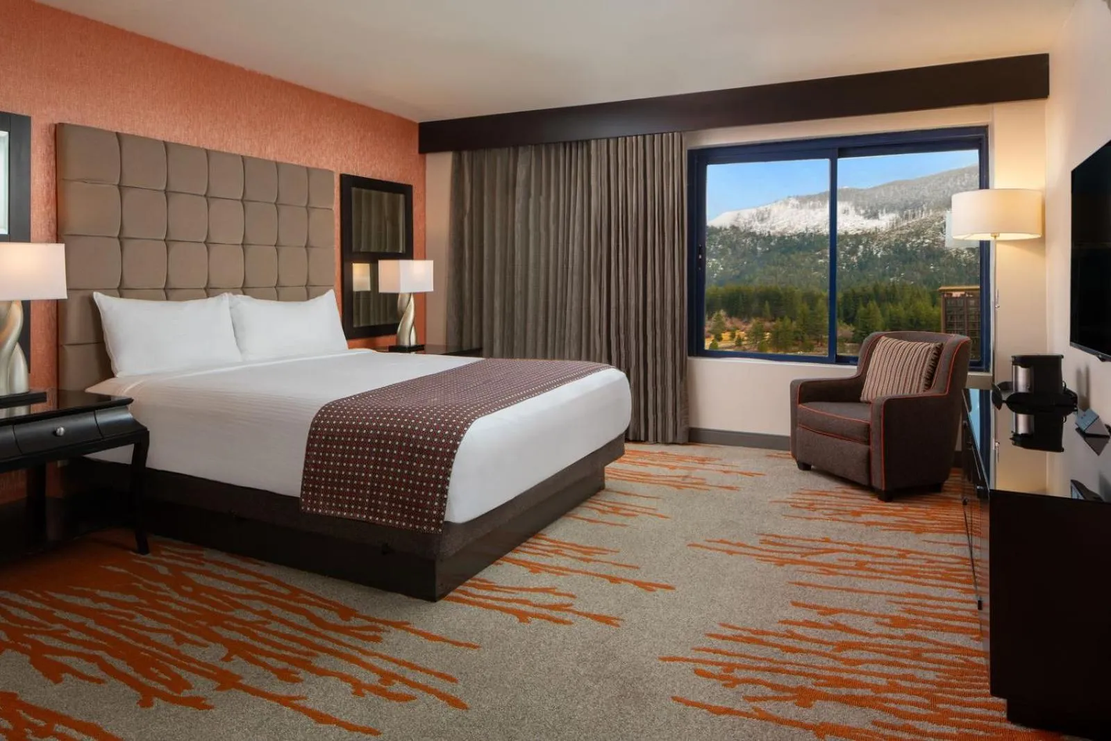 Bedroom, Bed in Golden Nugget Lake Tahoe