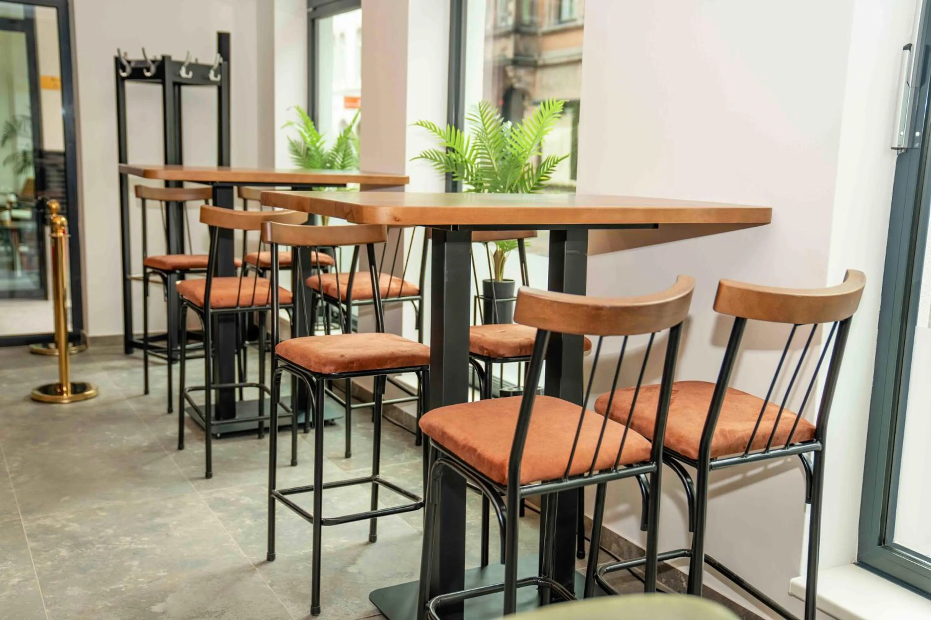 Restaurant/places to eat in Central Hotel & Lounge Adult Only