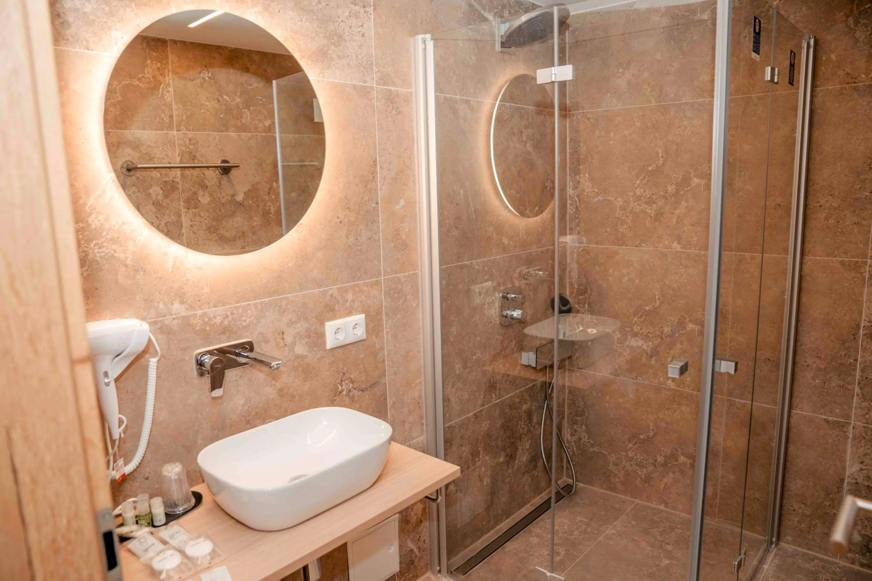 Shower in Central Hotel & Lounge Adult Only