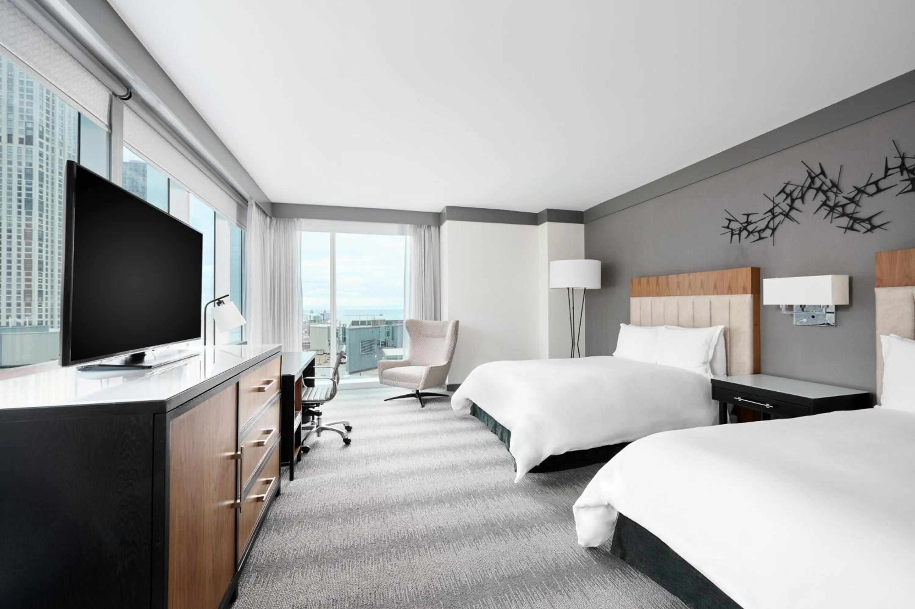 Other, Bed in Loews Chicago Hotel