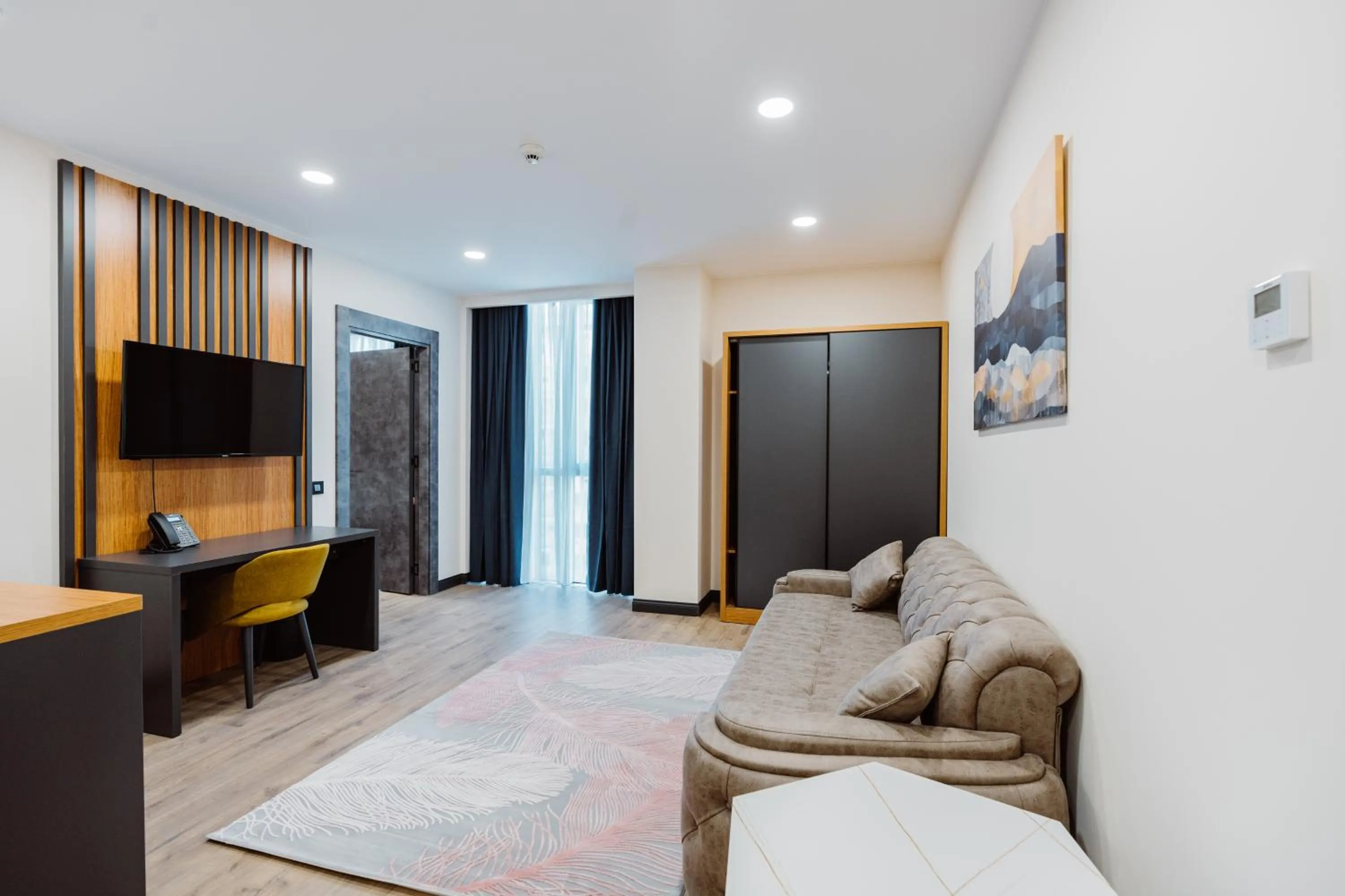 TV and multimedia in Best Western Plus Batumi