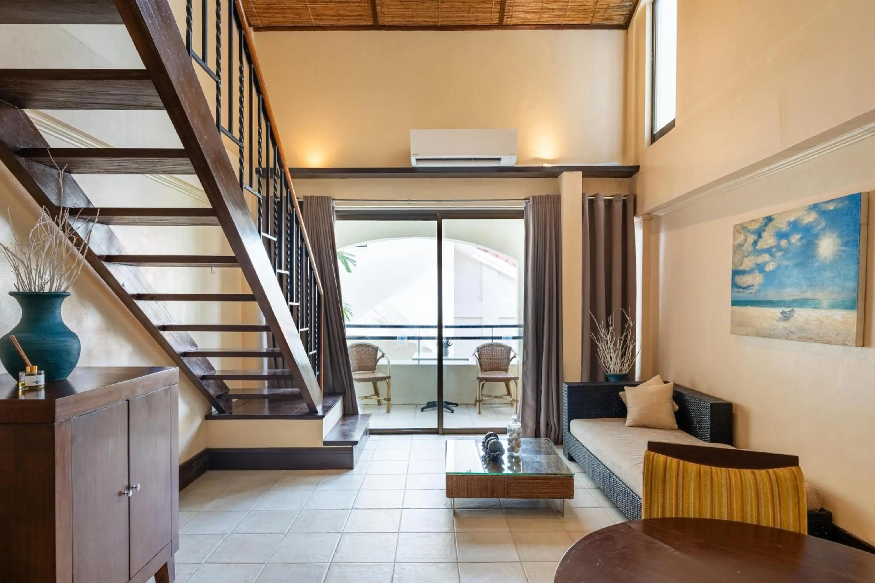 Living room in Le Soleil de Boracay Hotel