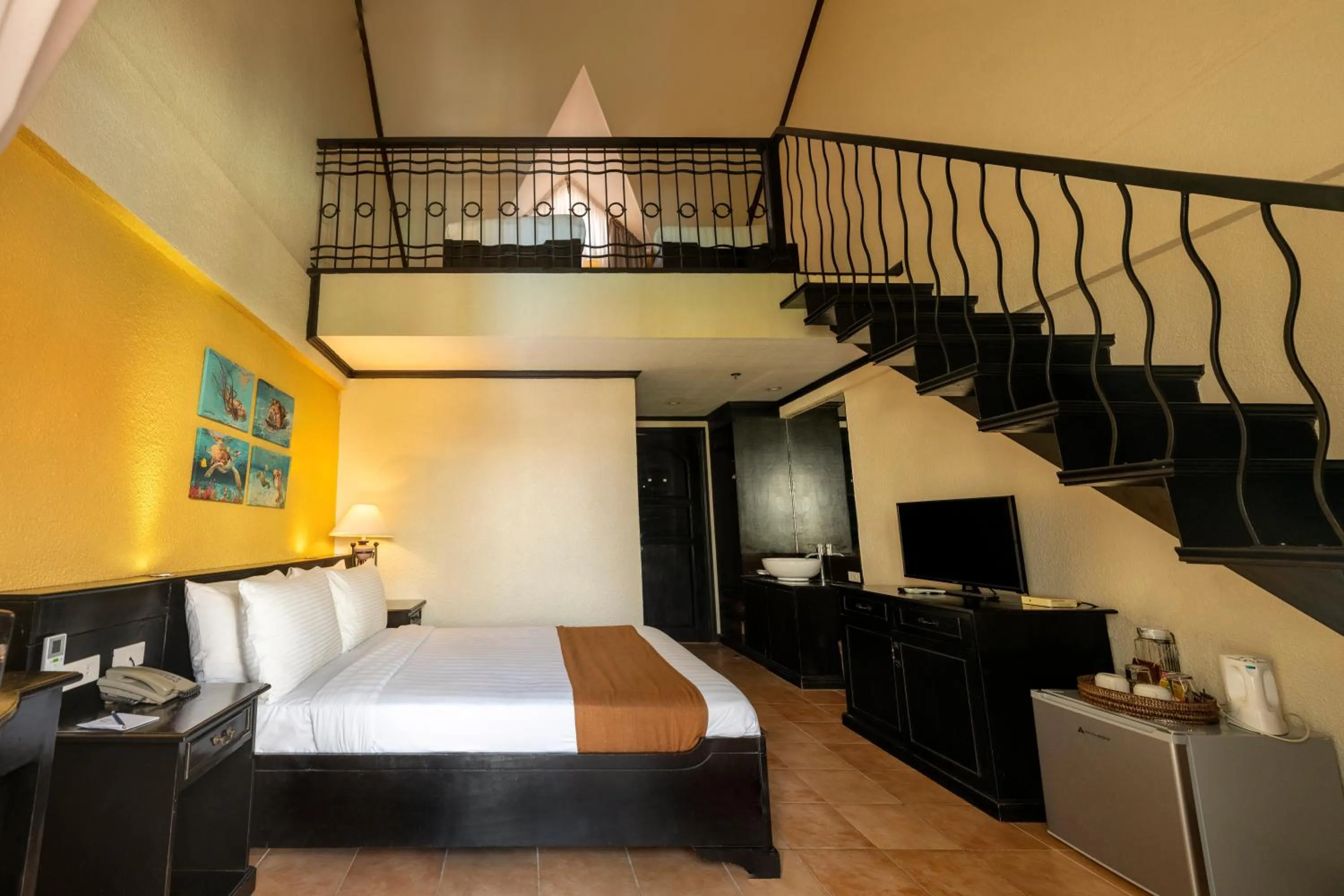 Bedroom, Bed in Le Soleil de Boracay Hotel